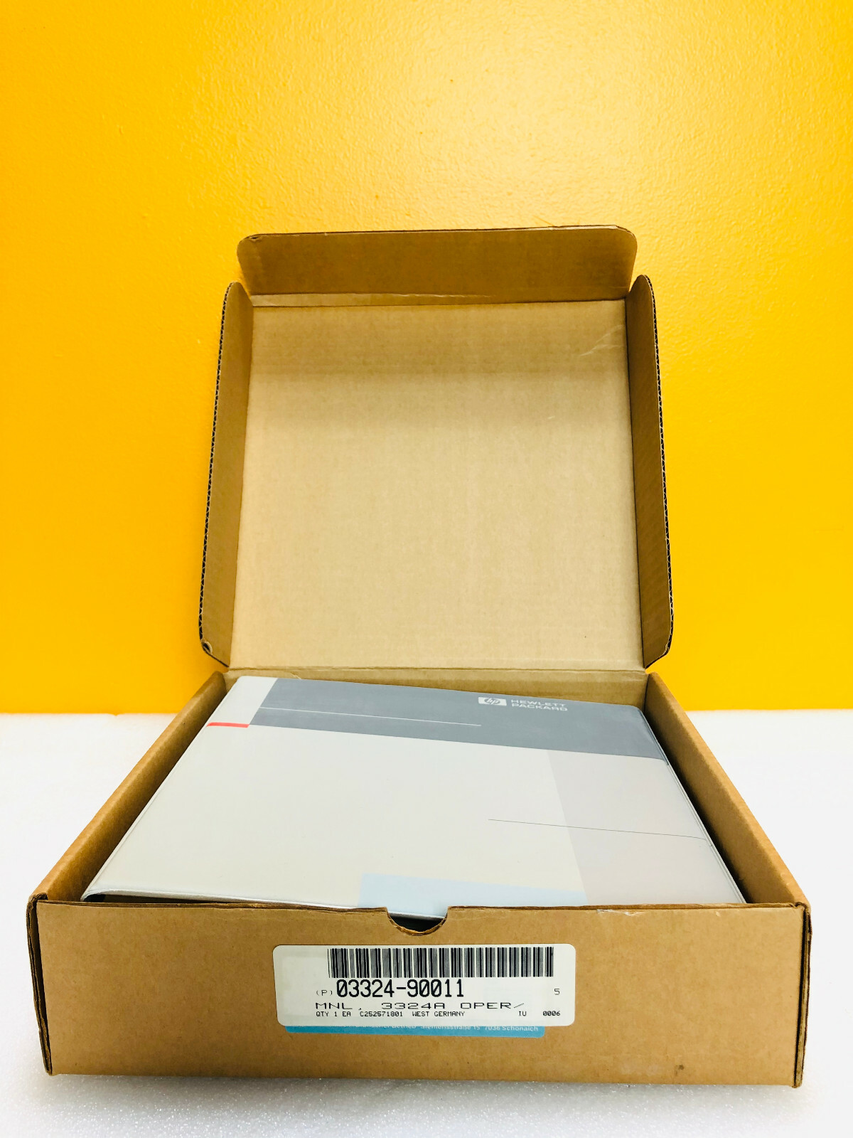 HP / Agilent 03324-90011 3324A Operating + Programing Manual. New In Box!