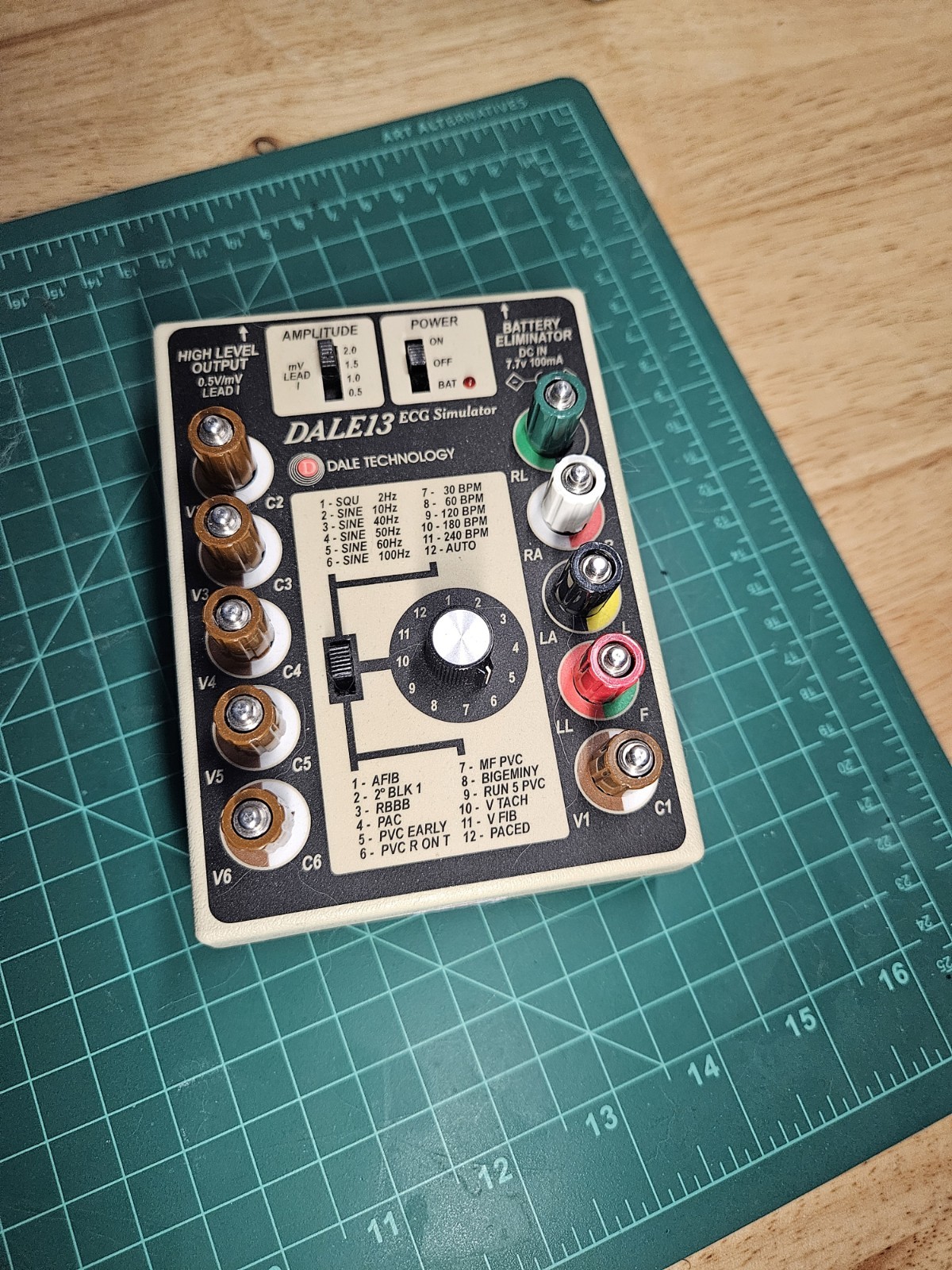 Dale13 ECG Simulator (Functional) Legacy Equipment/Discontinued