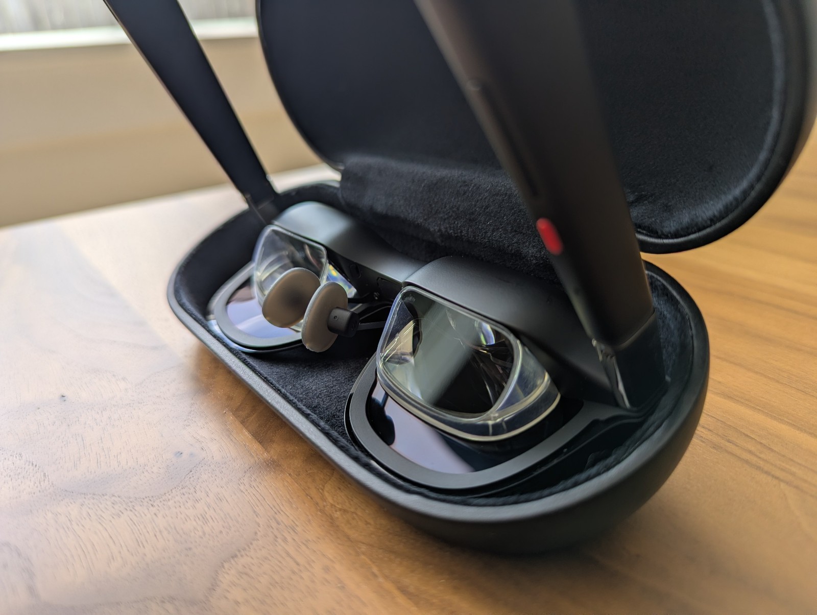 XREAL One AR Glasses & Beam Pro (256GB)
