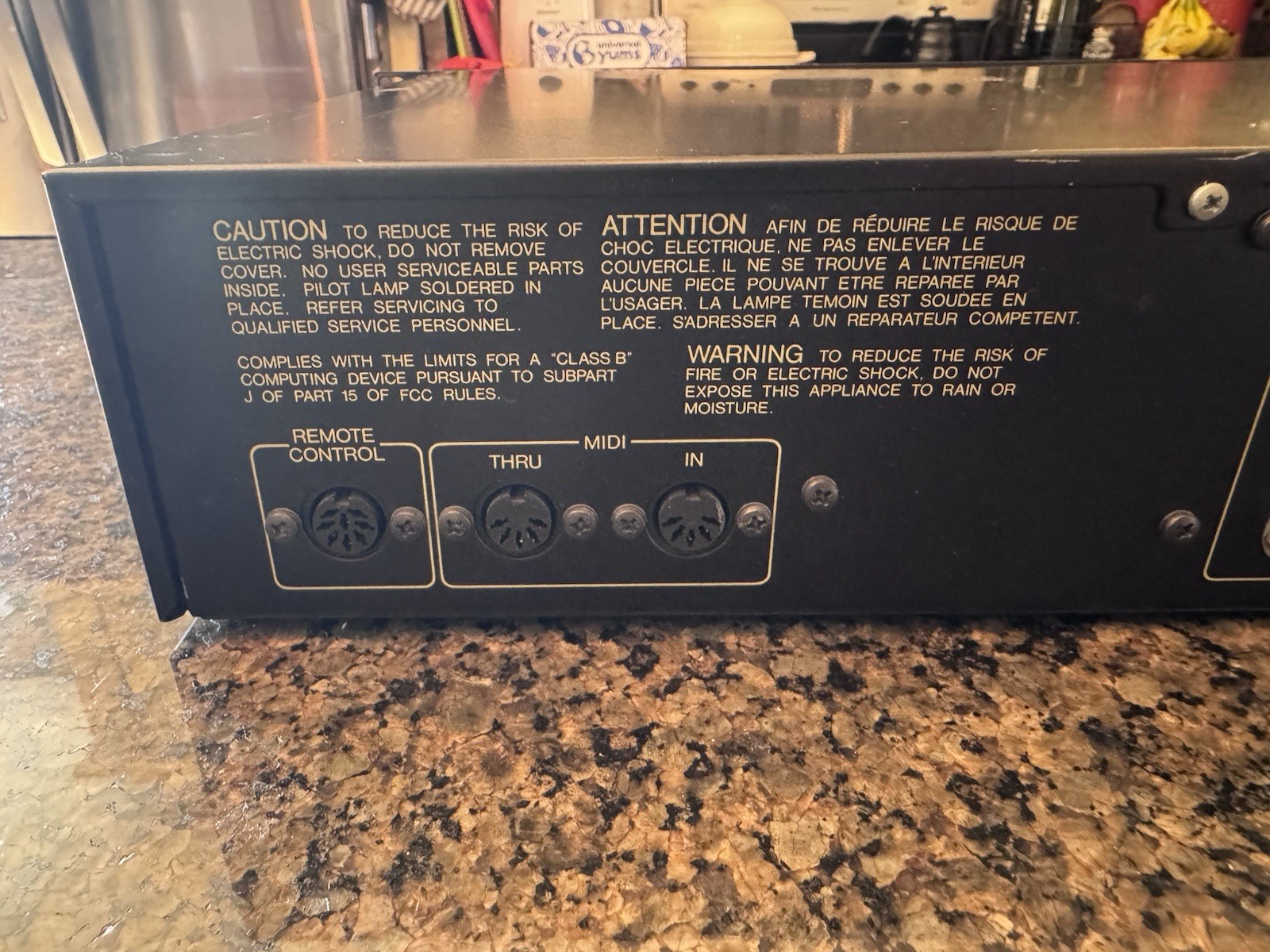 Yamaha Rev 7 Digital Reverberator Reverb Effects Processor Stereo Delay Chorus