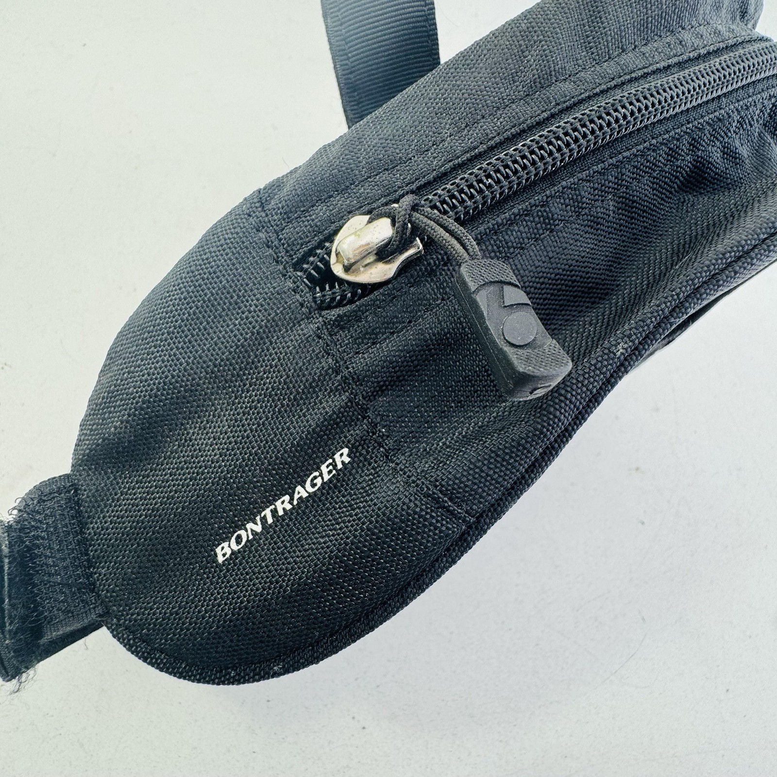 Bontrager Saddle Seat Bag Medium Black Under Seat Bike Cycling MTB Road A99