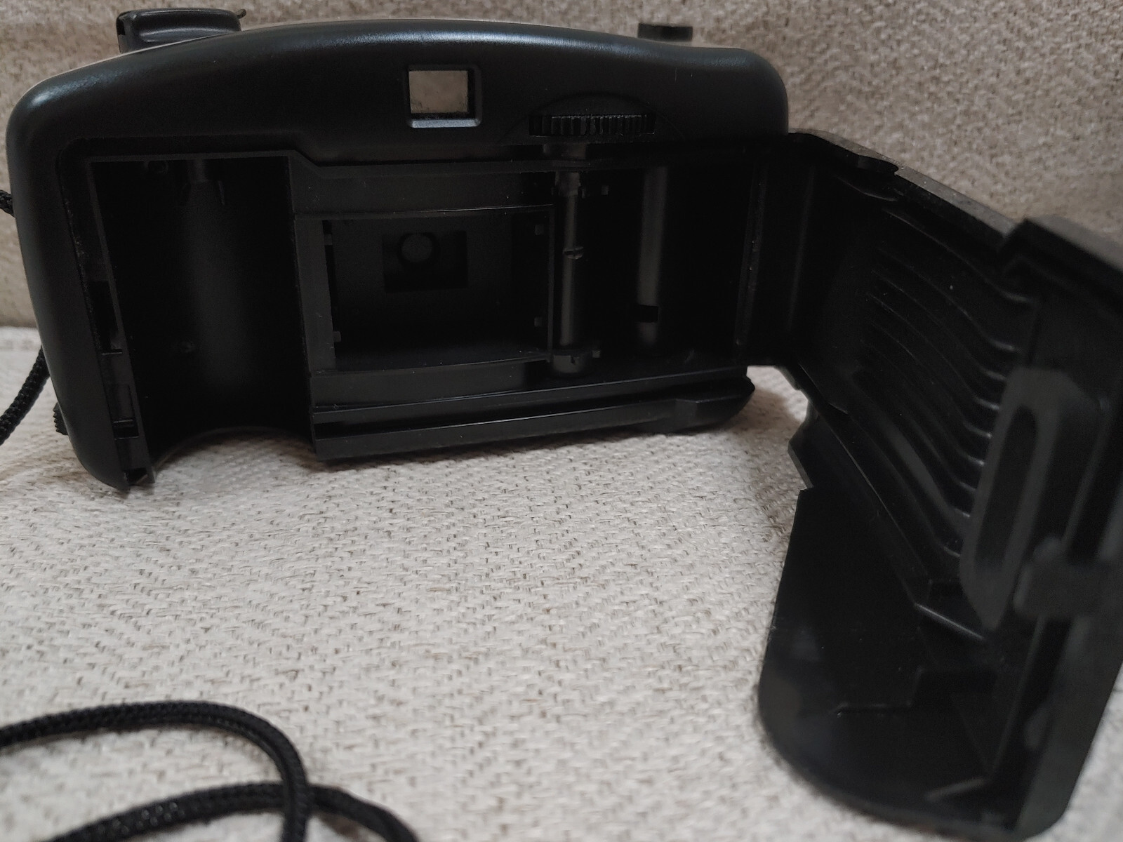 Camera, vintage DS Max HC 2000 Focus Free 35 mm (tested WORKING)