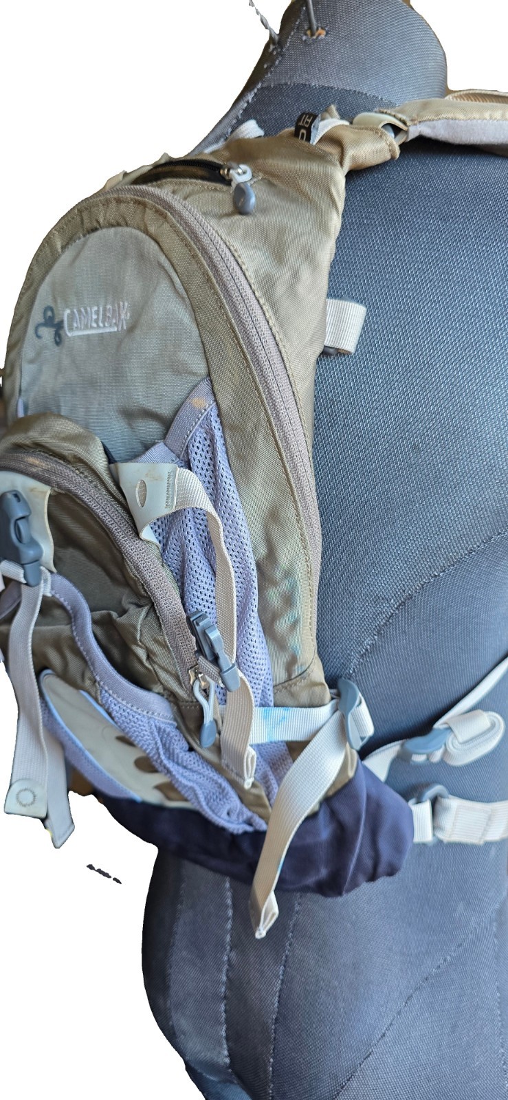 Camelbak 2.1 Liter Hydration Back Pack Tan