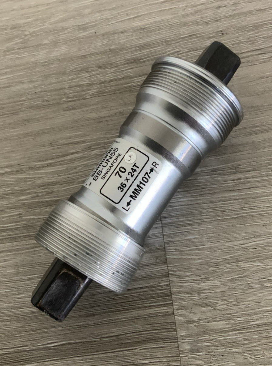SHIMANO SEALED BOTTOM BRACKET 70-108 MM ITALIAN THREADING MODEL UN55