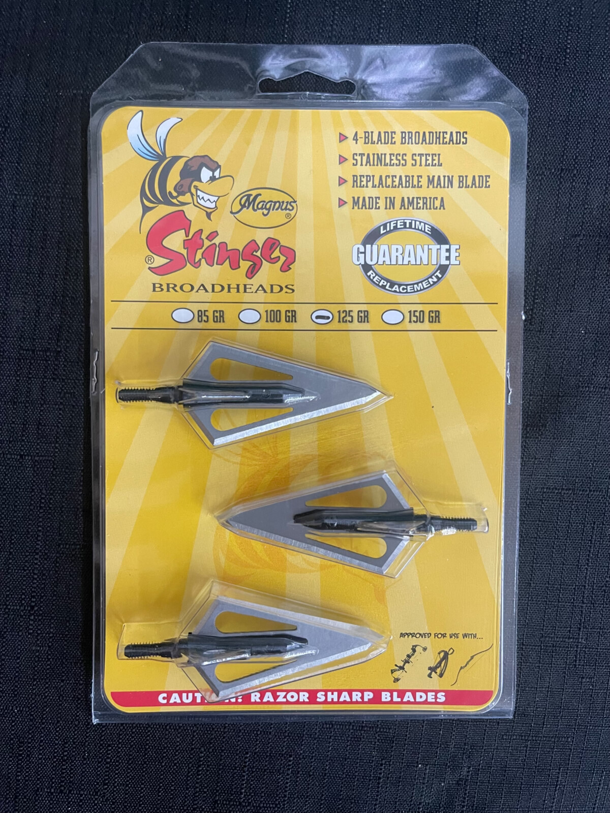 Magnus Broadheads Stinger 125 Grain 4 Blade 3 Pack BRAND NEW