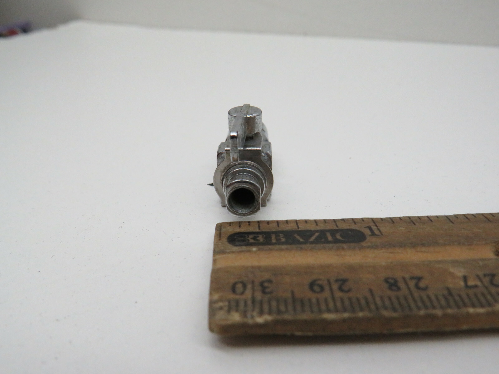 PS-6067 Small Laboratory Tubing Valve