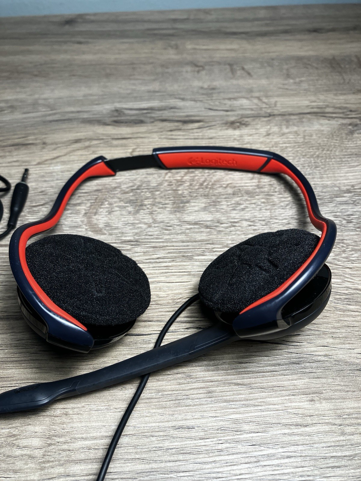 LOGITECH G330 STEREO GAMING HEADSET | Used - Good Working Order