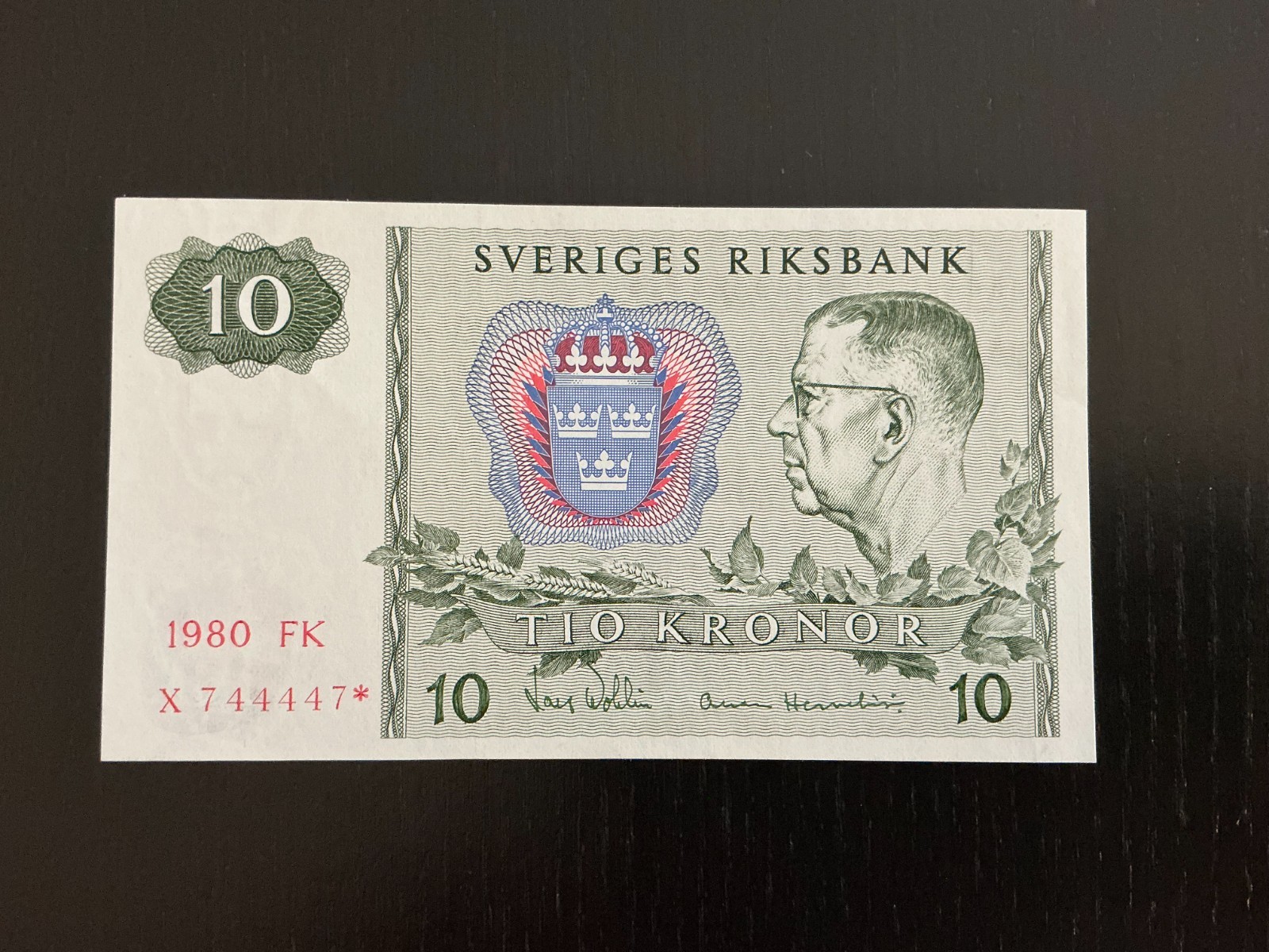 Sweden 10 kronor 1980 AU P-52er Replacement Radar # 744447
