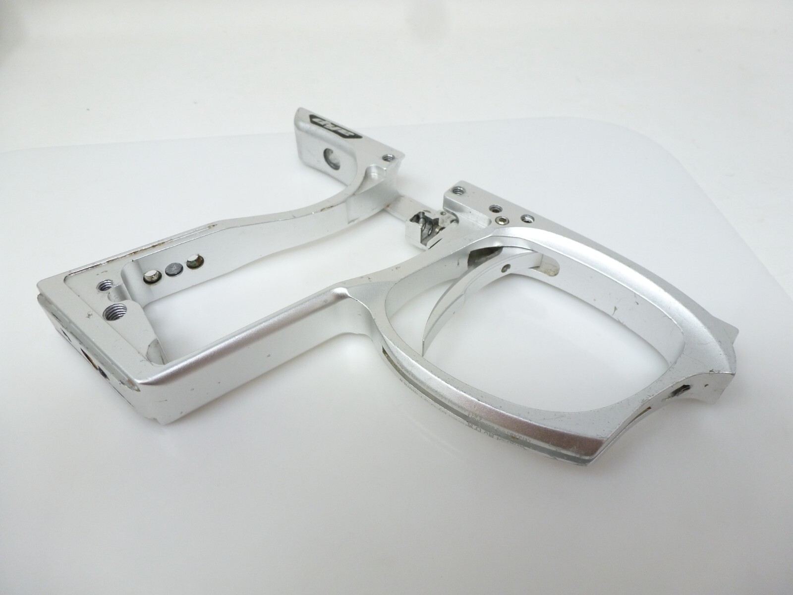 DYE DM8 ULTRALITE TRIGGER FRAME + UL TRIGGER DUST SILVER MATRIX PAINTBALL RARE