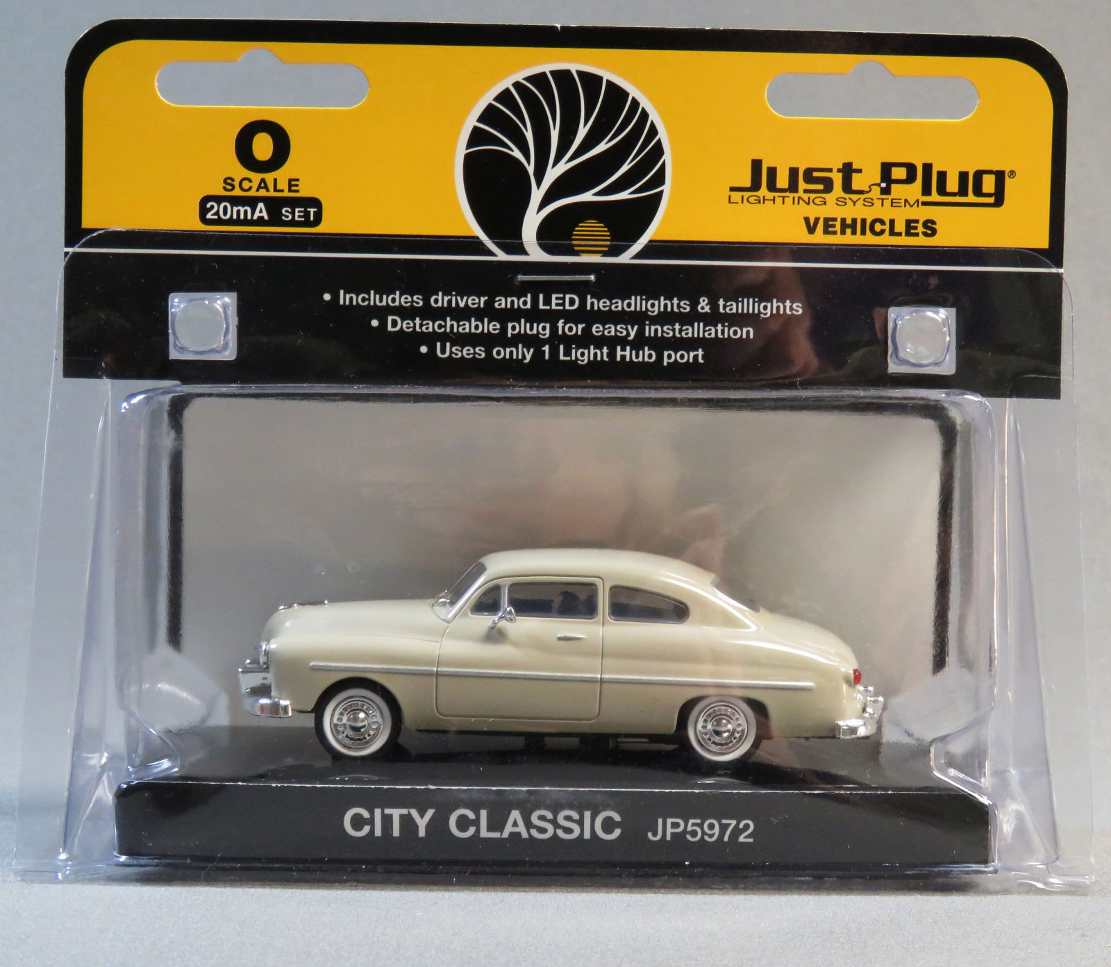 WOODLAND SCENICS JUST PLUG VEHICLES CITY CLASSIC O GAUGE car train WDS5972 NEW
