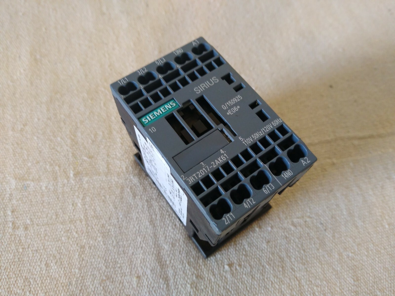Siemens Sirius 3RT2017-2AK61 Power Contactor 3RT20172AK61