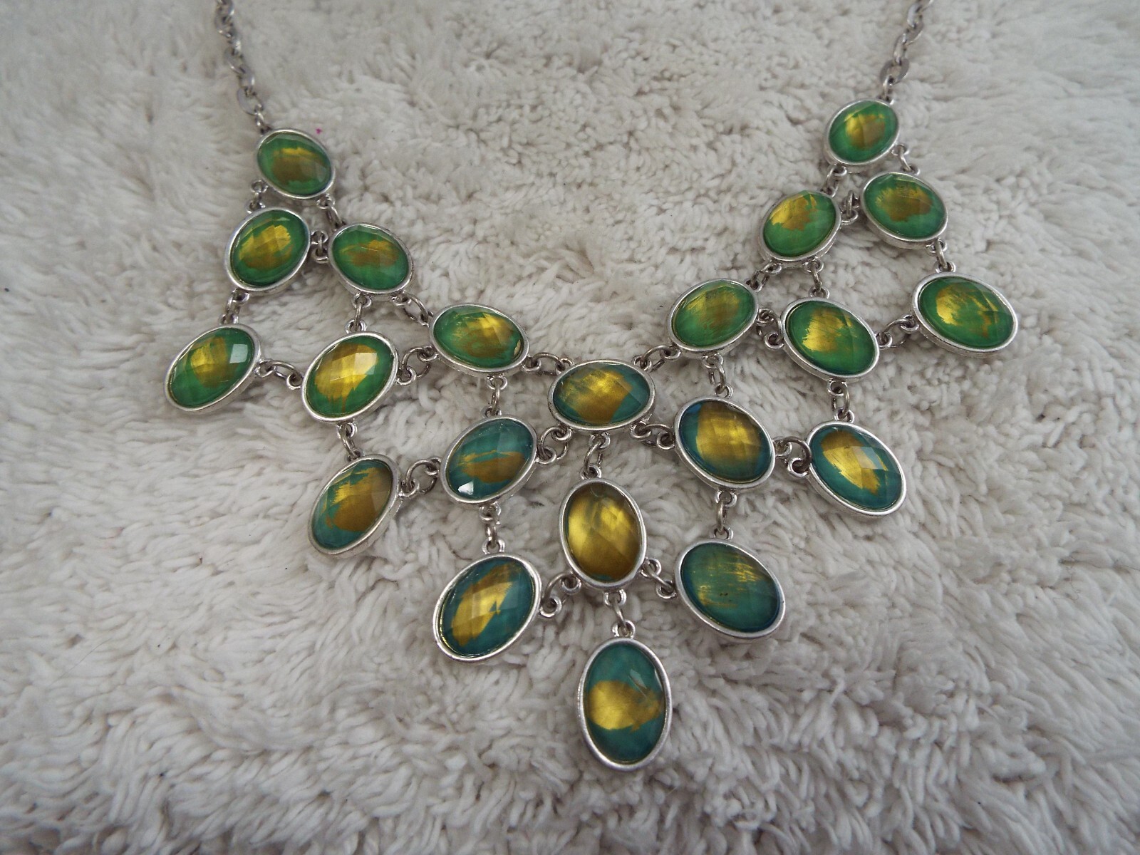 Silvertone Blue Green Bead Bib Scoop Necklace (B3)