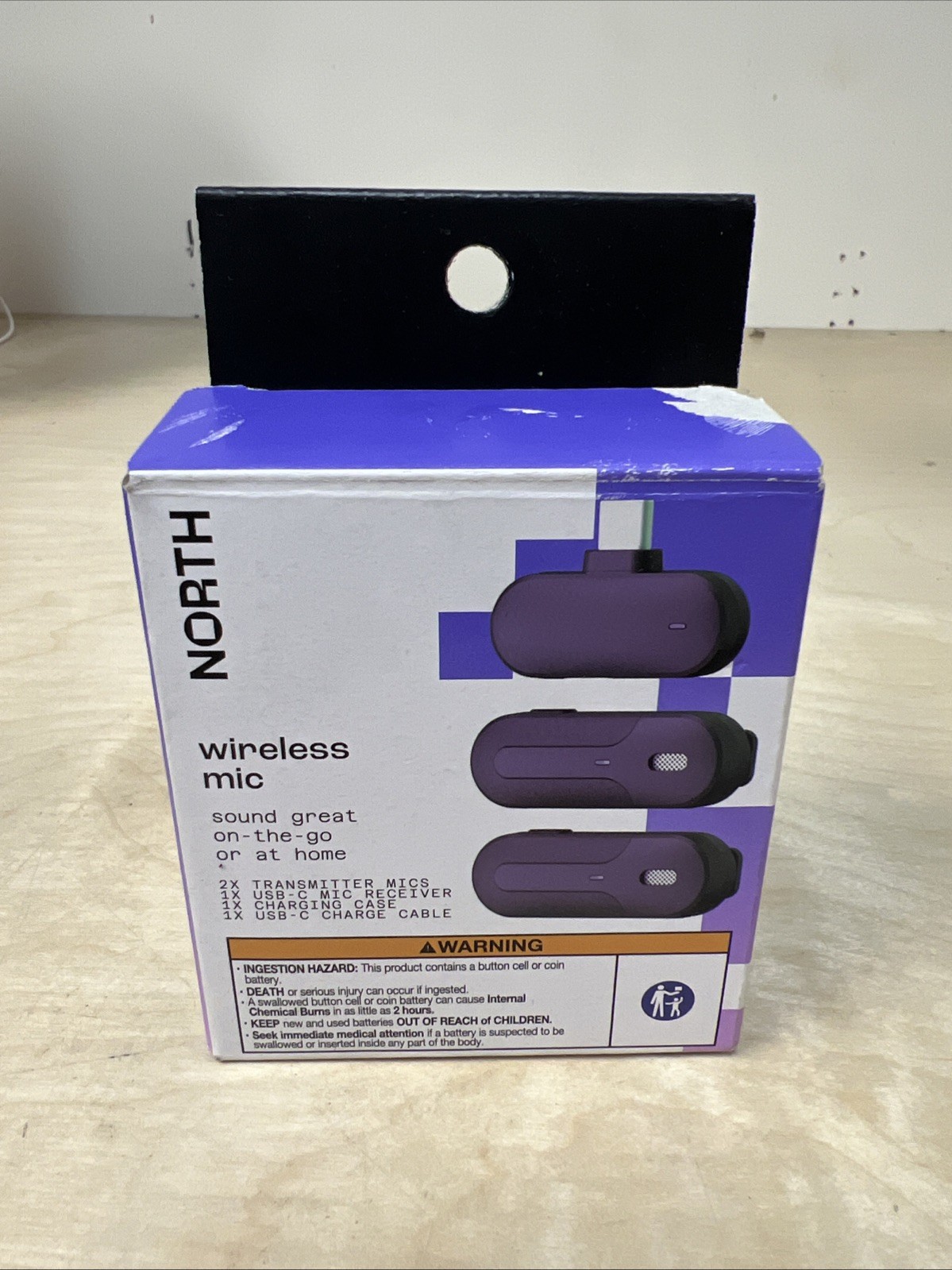 NORTH Wireless Microphone with Charger (USB-C)...305