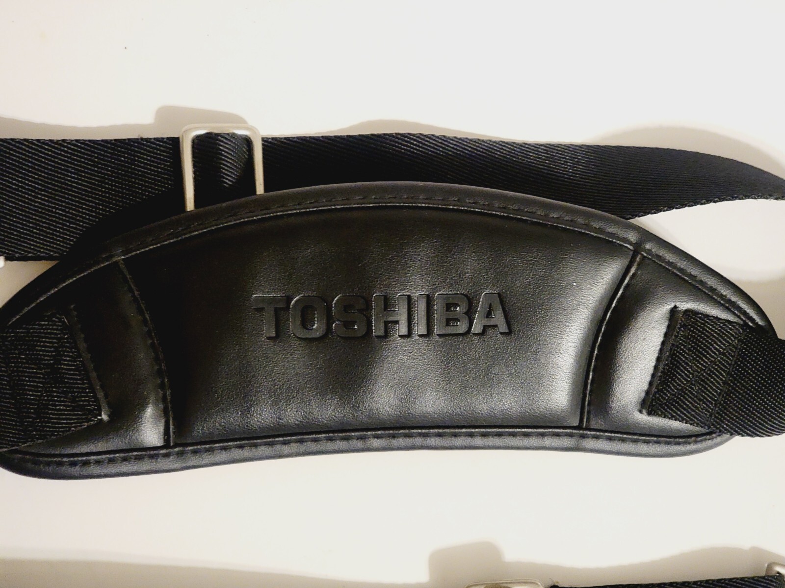 Toshiba Black Padded Shoulder Strap Replacement, Excellent Condt