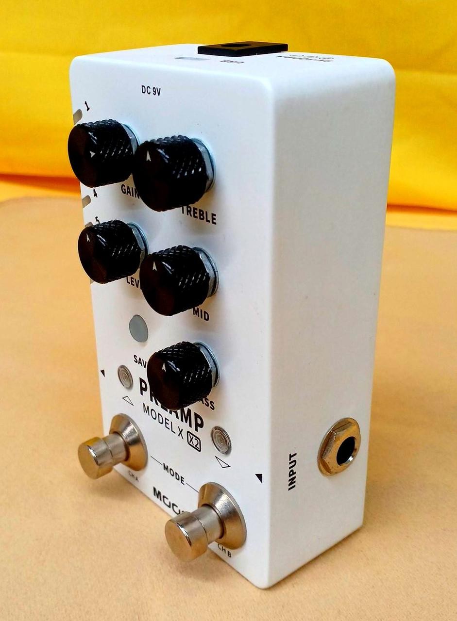 MOOER MODEL X2 Guitar Effect Pedal Stompbox Used