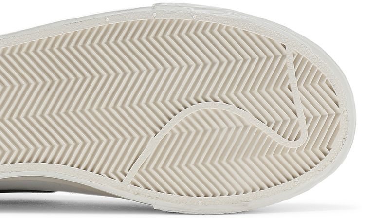 Nike Womens Blazer Low Platform 'White Black' DJ0292-101 Ship Now