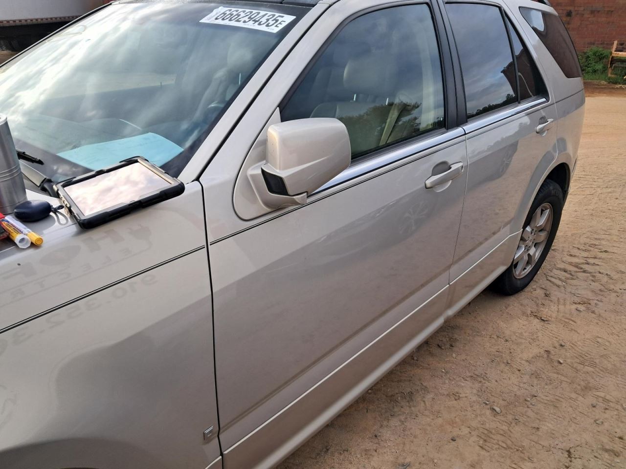 SRX 2008 Glove Box 4775038