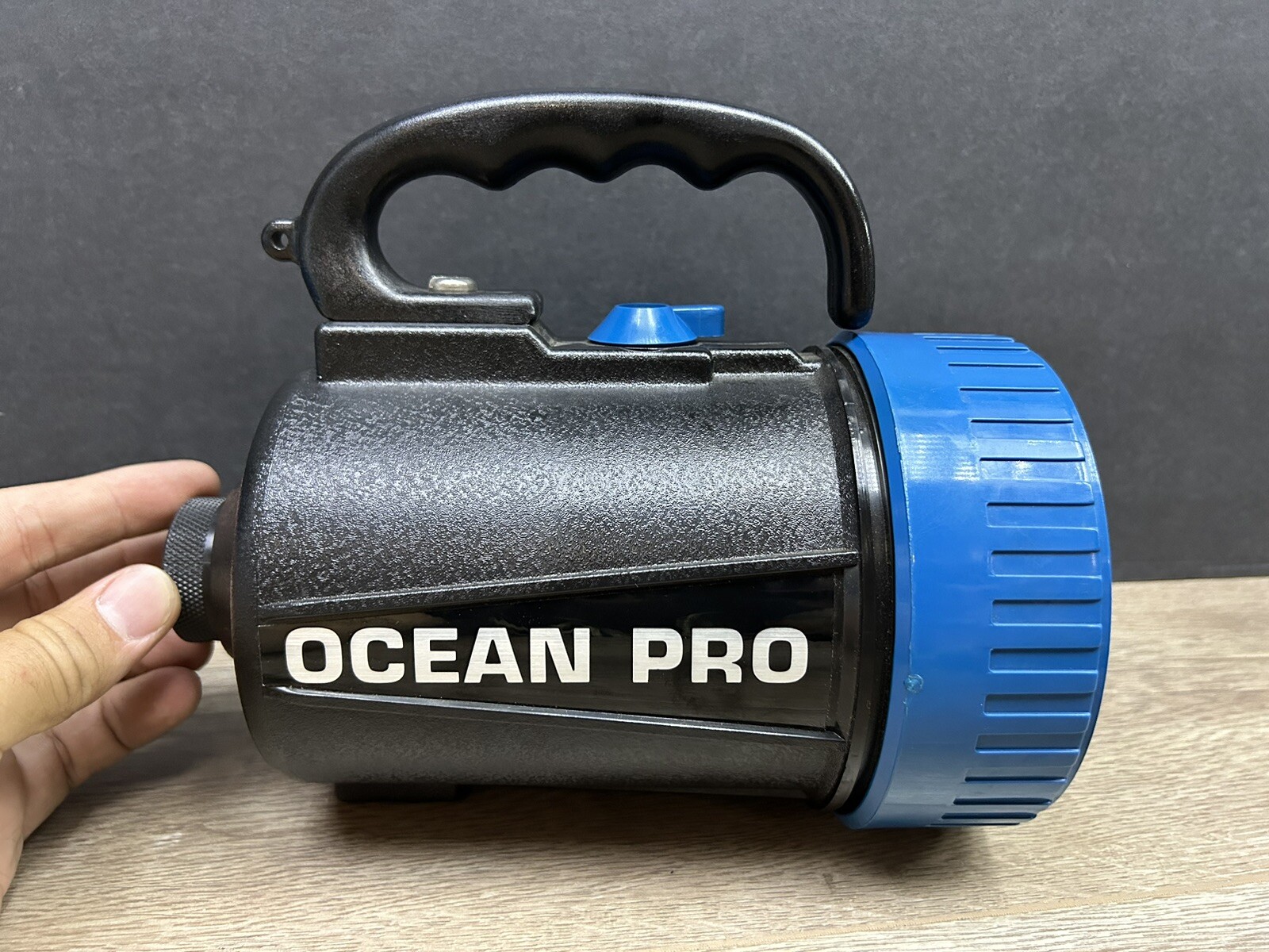 Vintage OCEANIC Ocean Pro Dive Snorkel Flashlight Hand Light