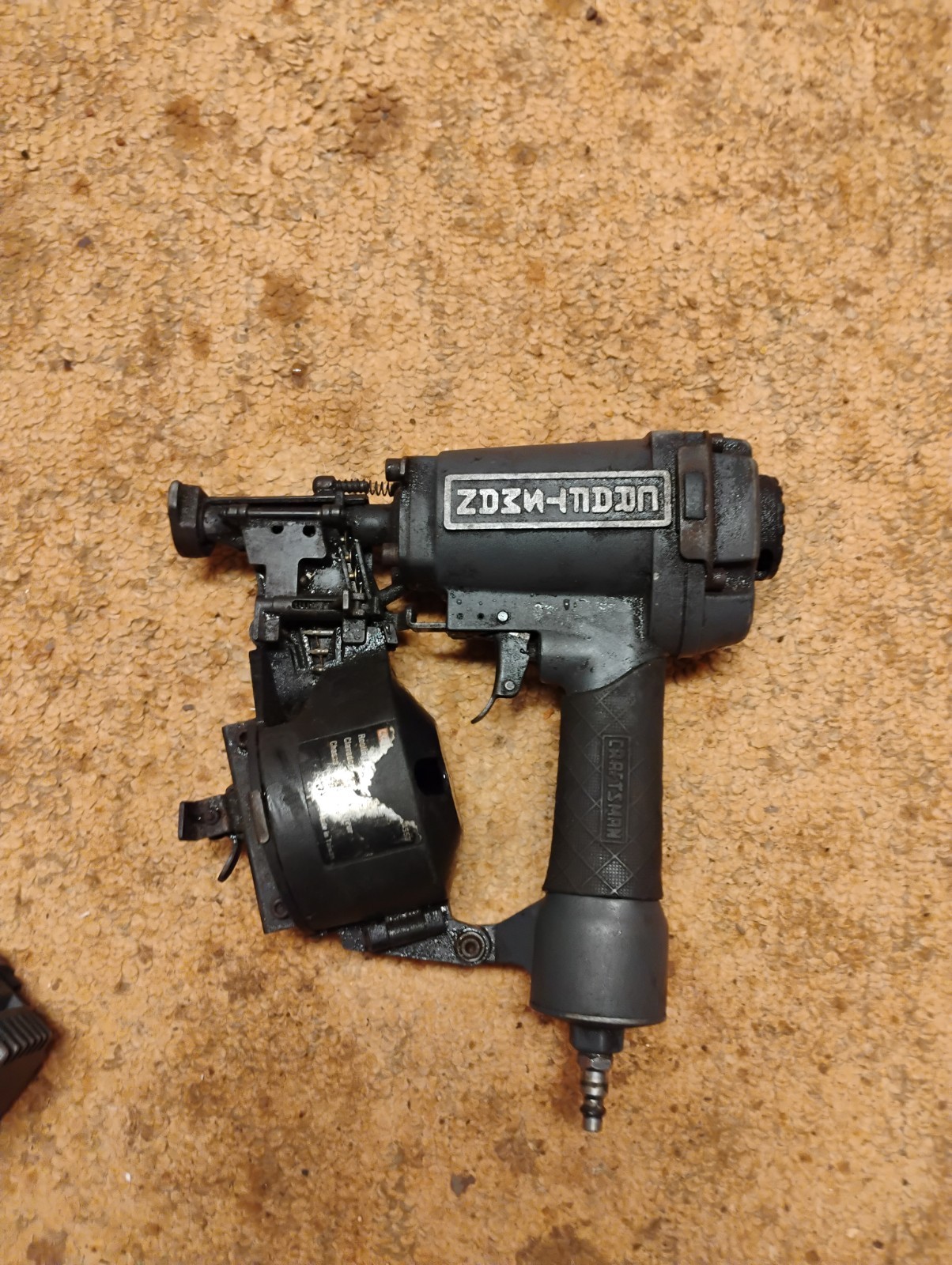 Craftsman Coil Roofing Nailer 351-18324 Nails 7/8 To 1 3/4” Length Working