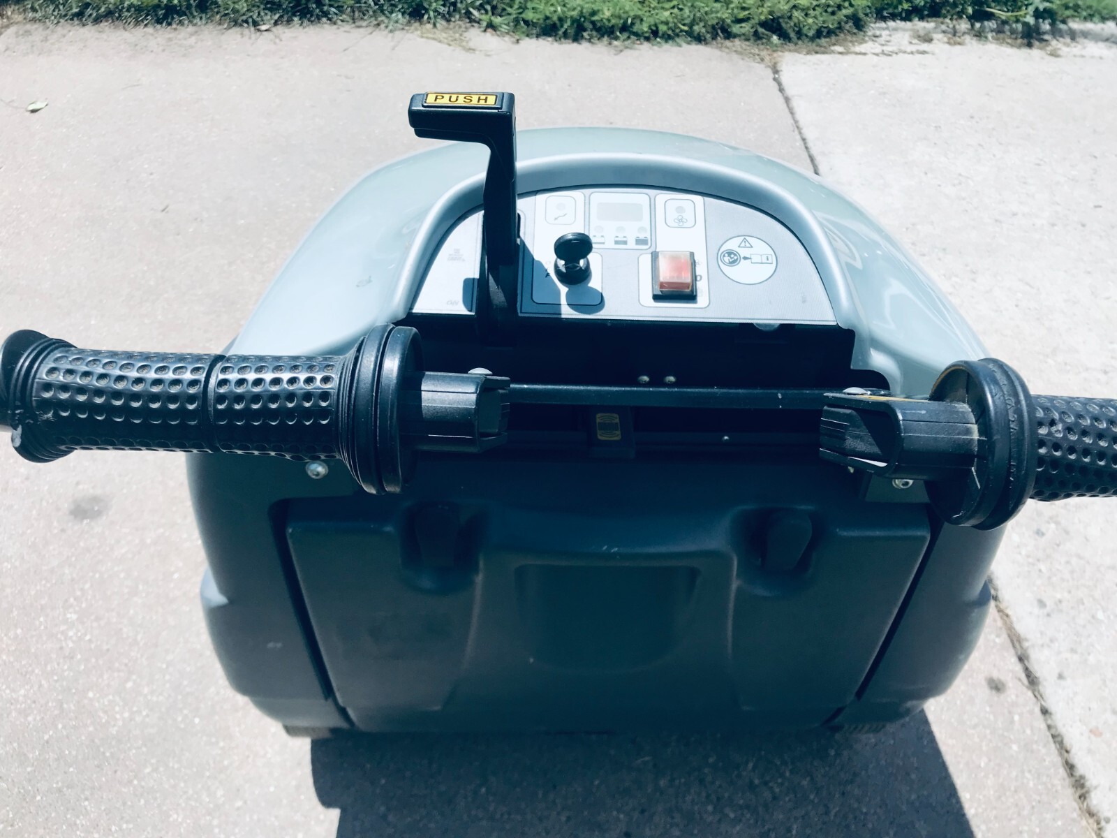 Eagle Power 28" Battery Sweeper Commercial Carpet Cleaning Machine 