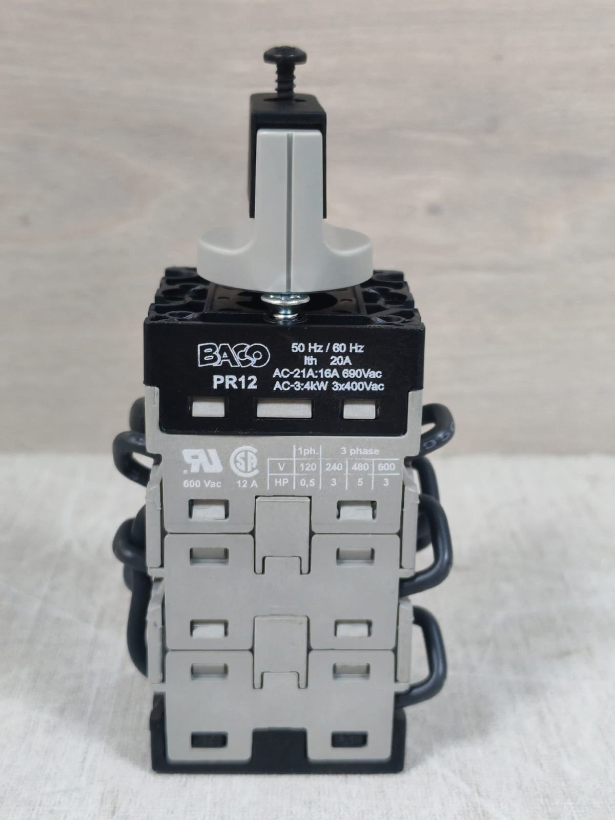 BACO PR12 ROTARY SELECTOR SWITCH 20A- NEW WITHOUT BOX