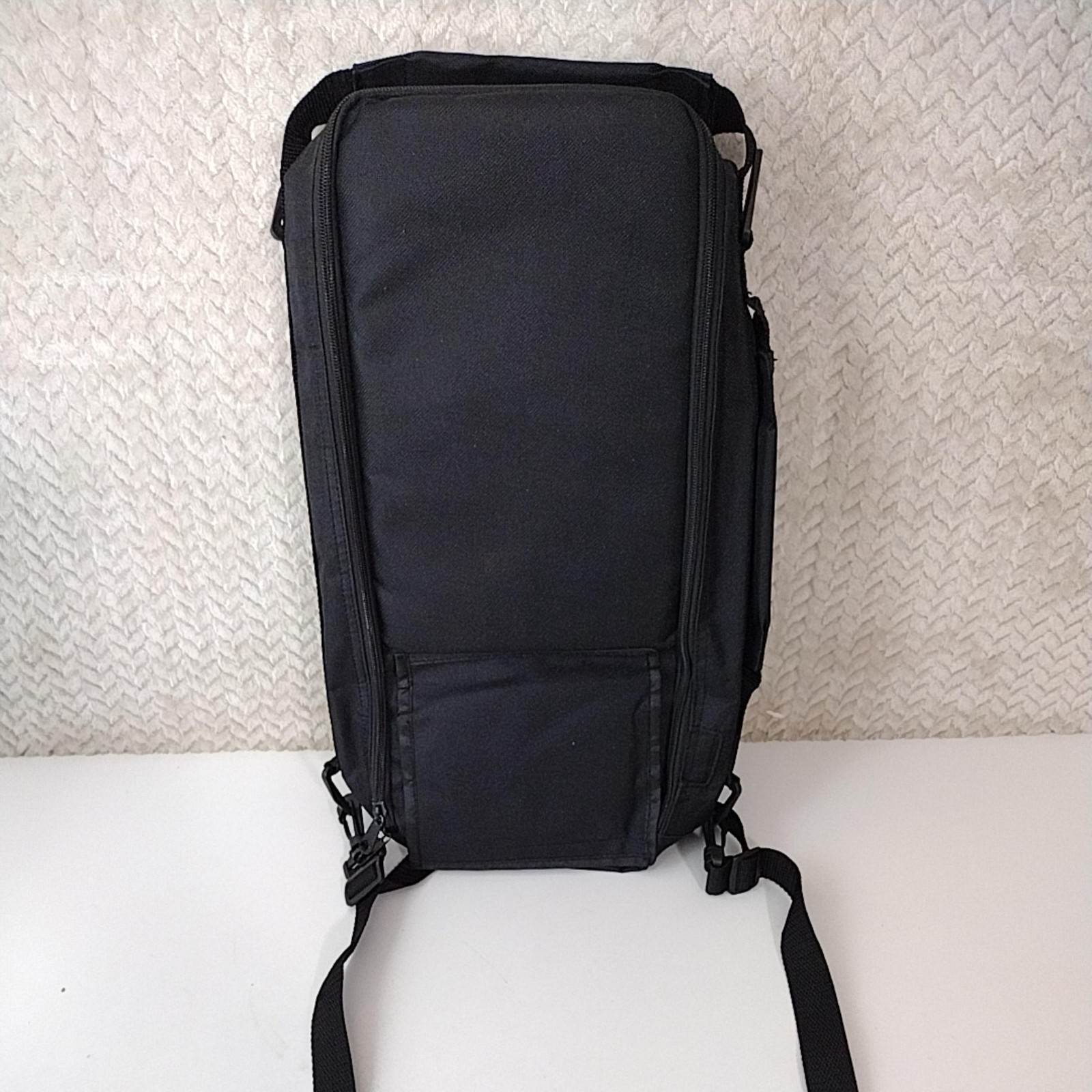 TRIAC TJ-1000 Kangaroo Joey Pump Backpack Dual Flush Enteral Feeding Case Black