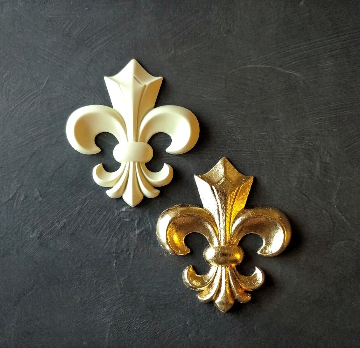 Silicone Mold for Fleur de Lis Mold for clay Mold for resin Heraldic lilly