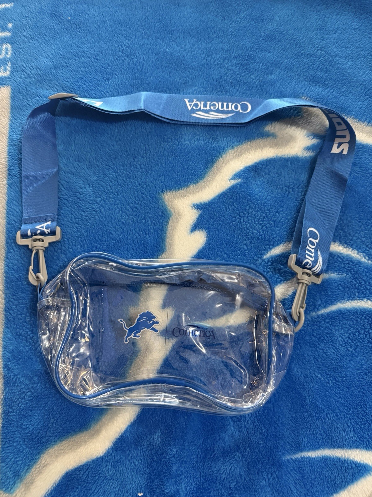 Detroit Lions Team Clear Crossbody Bag (Comerica) SGA 11/23/25 NFL Football NEW