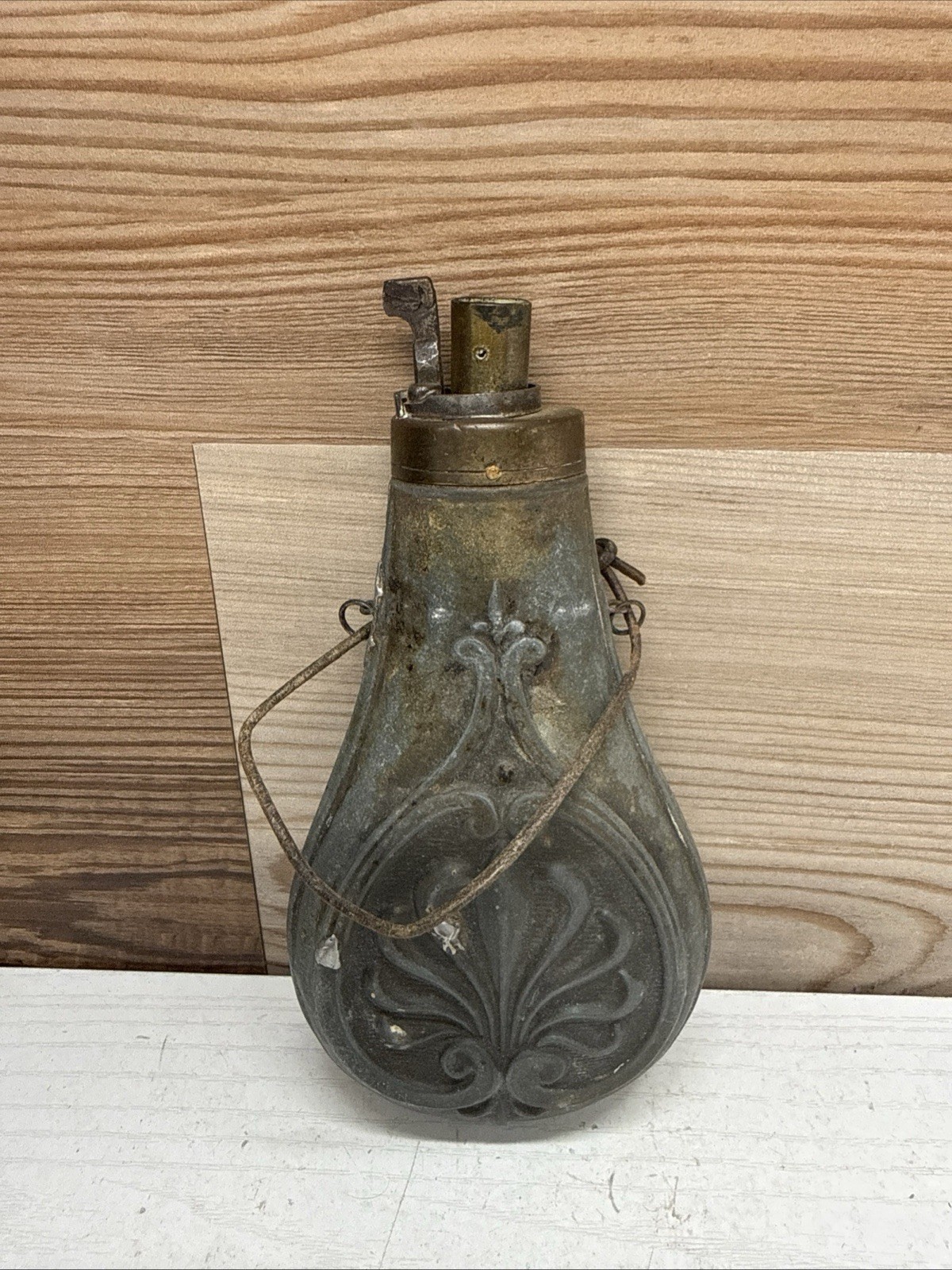Antique 19th Century Civil War-Era American Copper/Brass Fluted Powder Flask