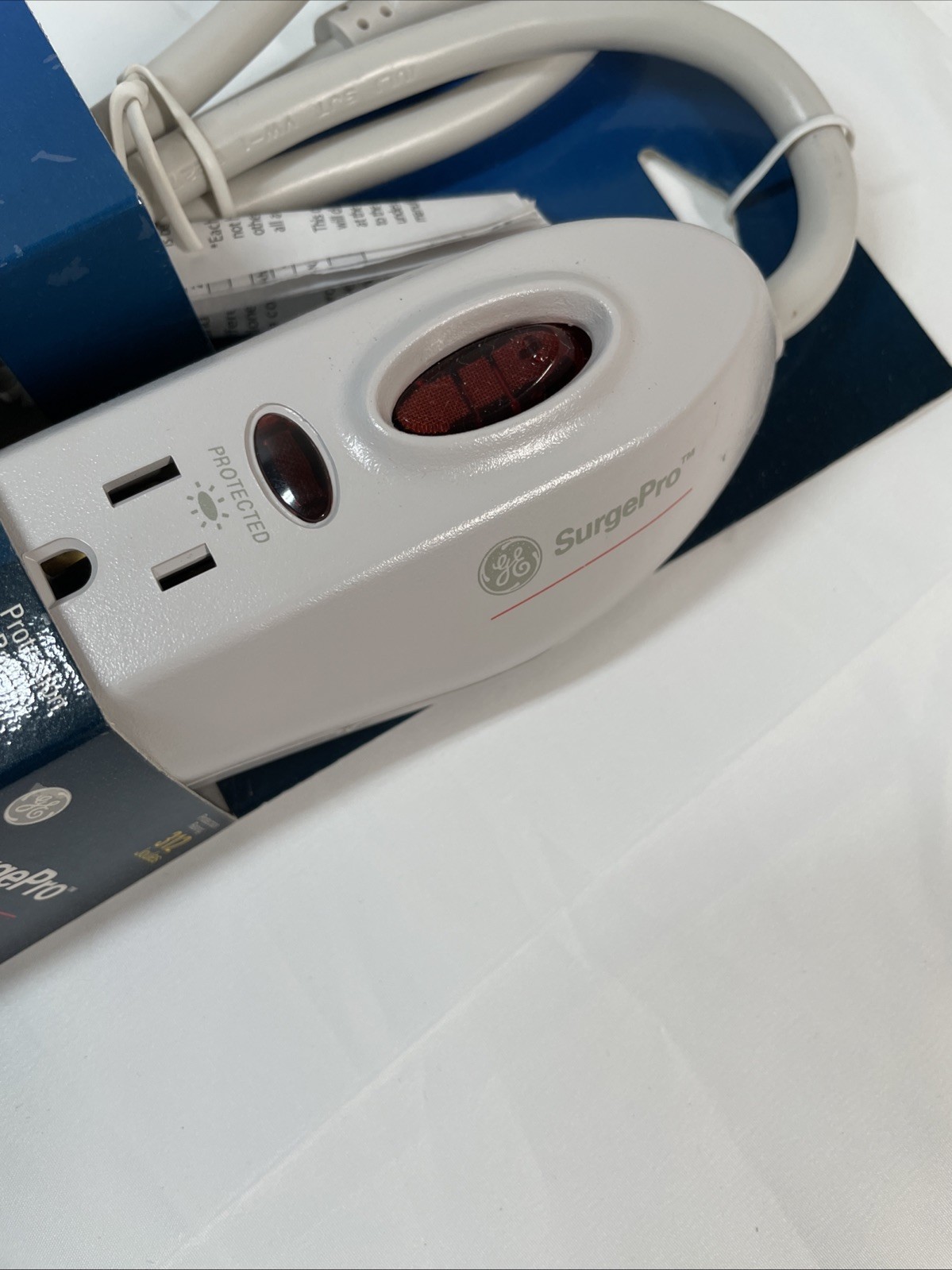 NEW GE SurgePro 6-Outlet Electronics Protector 312 Joules, 3-ft. 14 AWG 3-wire