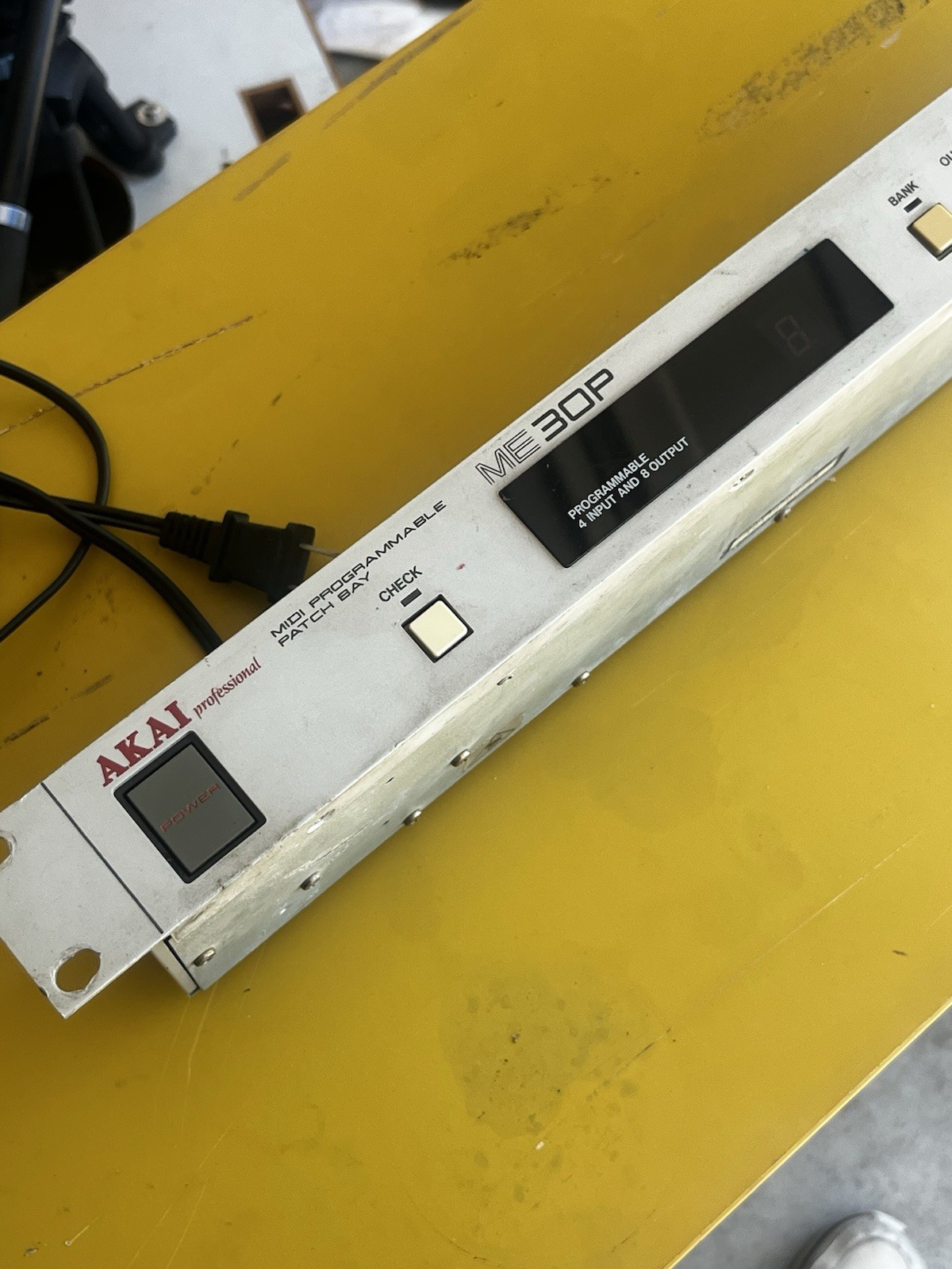 Akai ME30P Midi Patch Bay