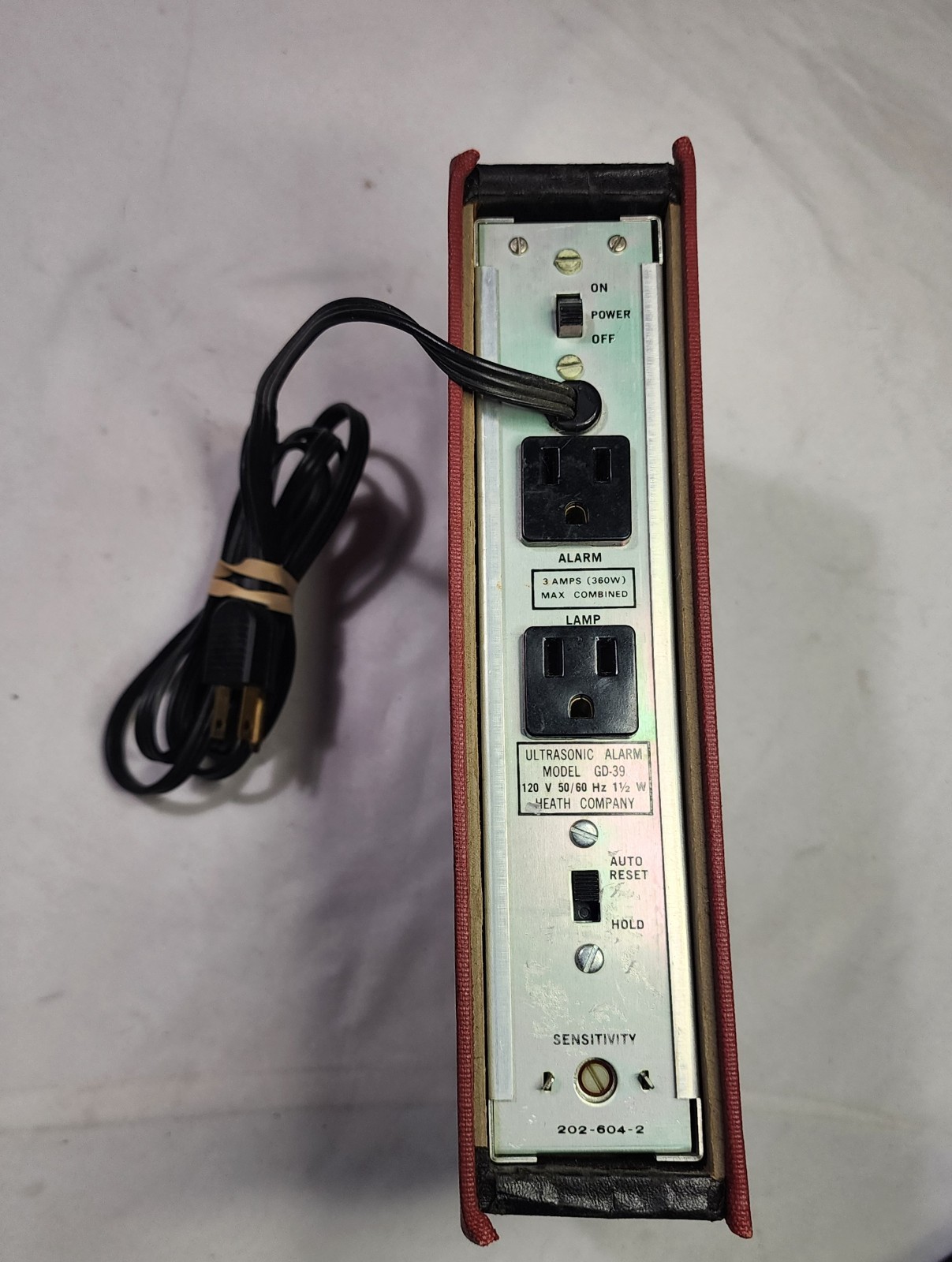 VTG Heathkit GD39 "The Informer" HIDDEN BOOK Ultrasonic Intrusion Alarm UNTESTED