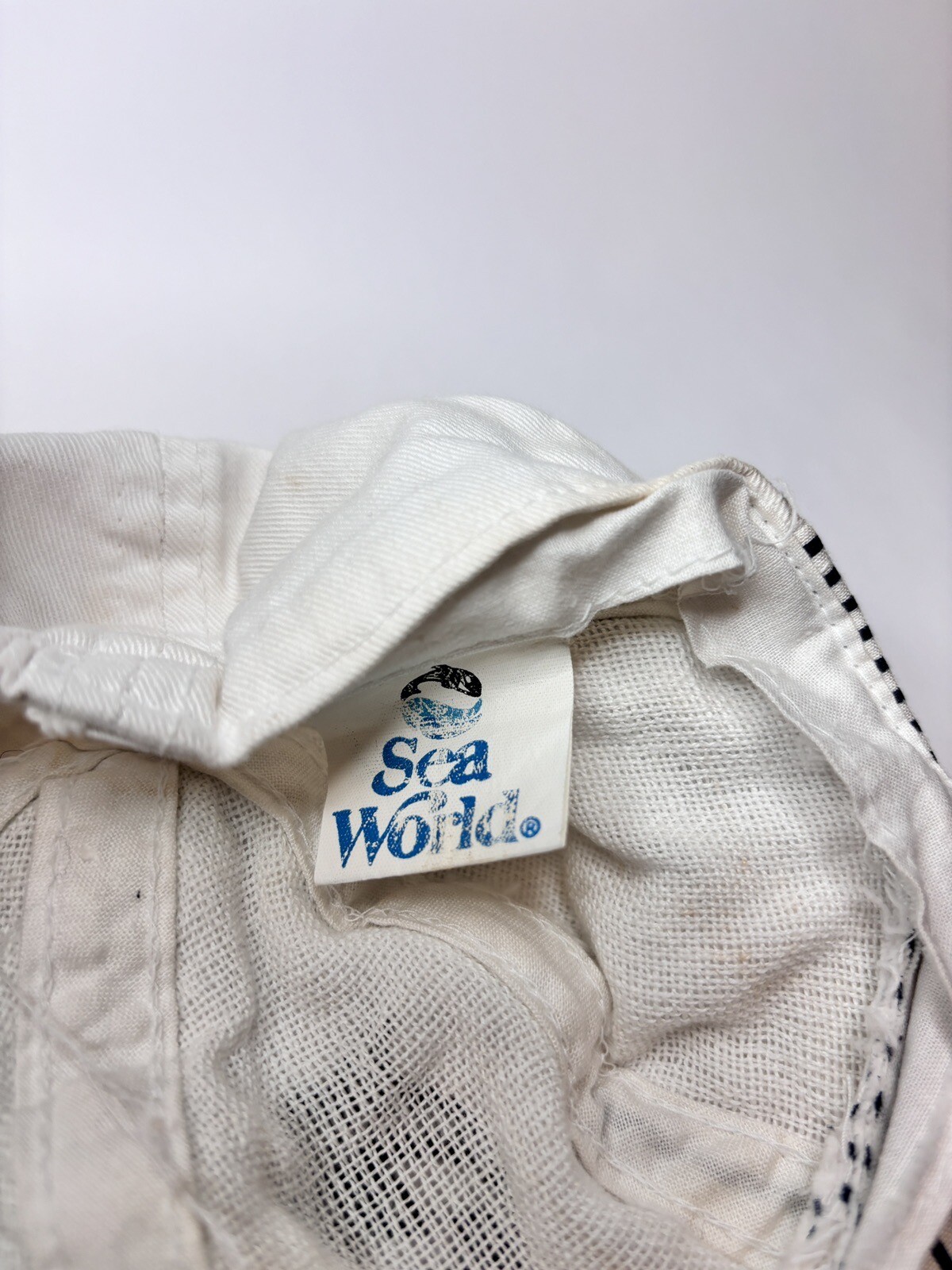 Vintage Sea World Youth Shamu Hat