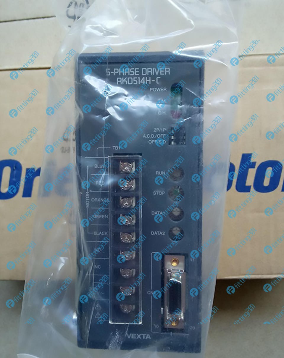 1PC NEW VEXTA RKD514H-C PLC