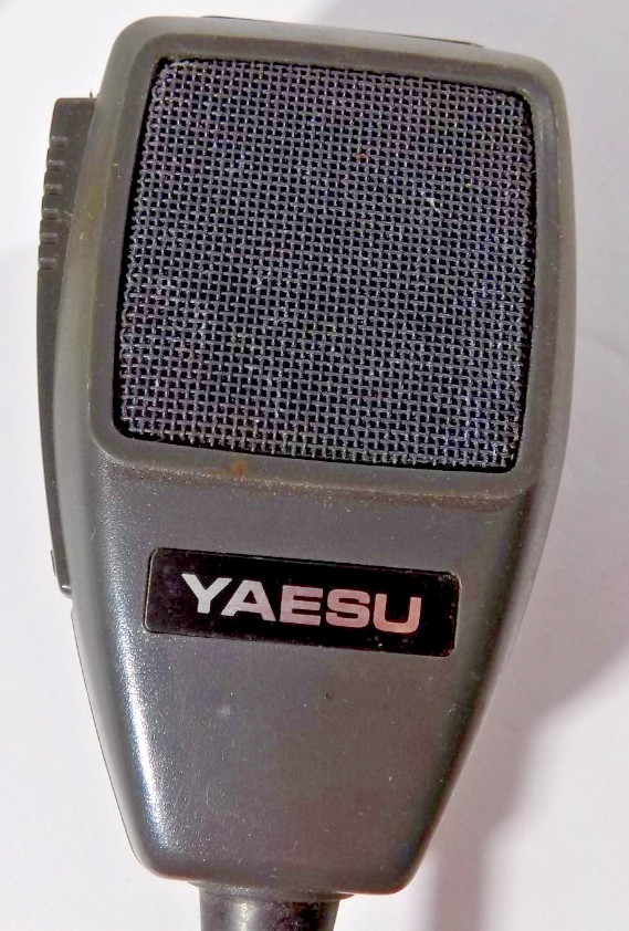 YAESU FT-230R FM TRANSCEIVER YM-47 **POWERS UP** Japan
