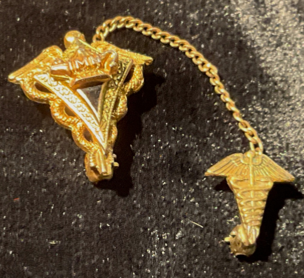 10K G.F. Caduceus"IMH"Nursing School Sorority (NJO) & ‘59back +2nd Cad guard pin