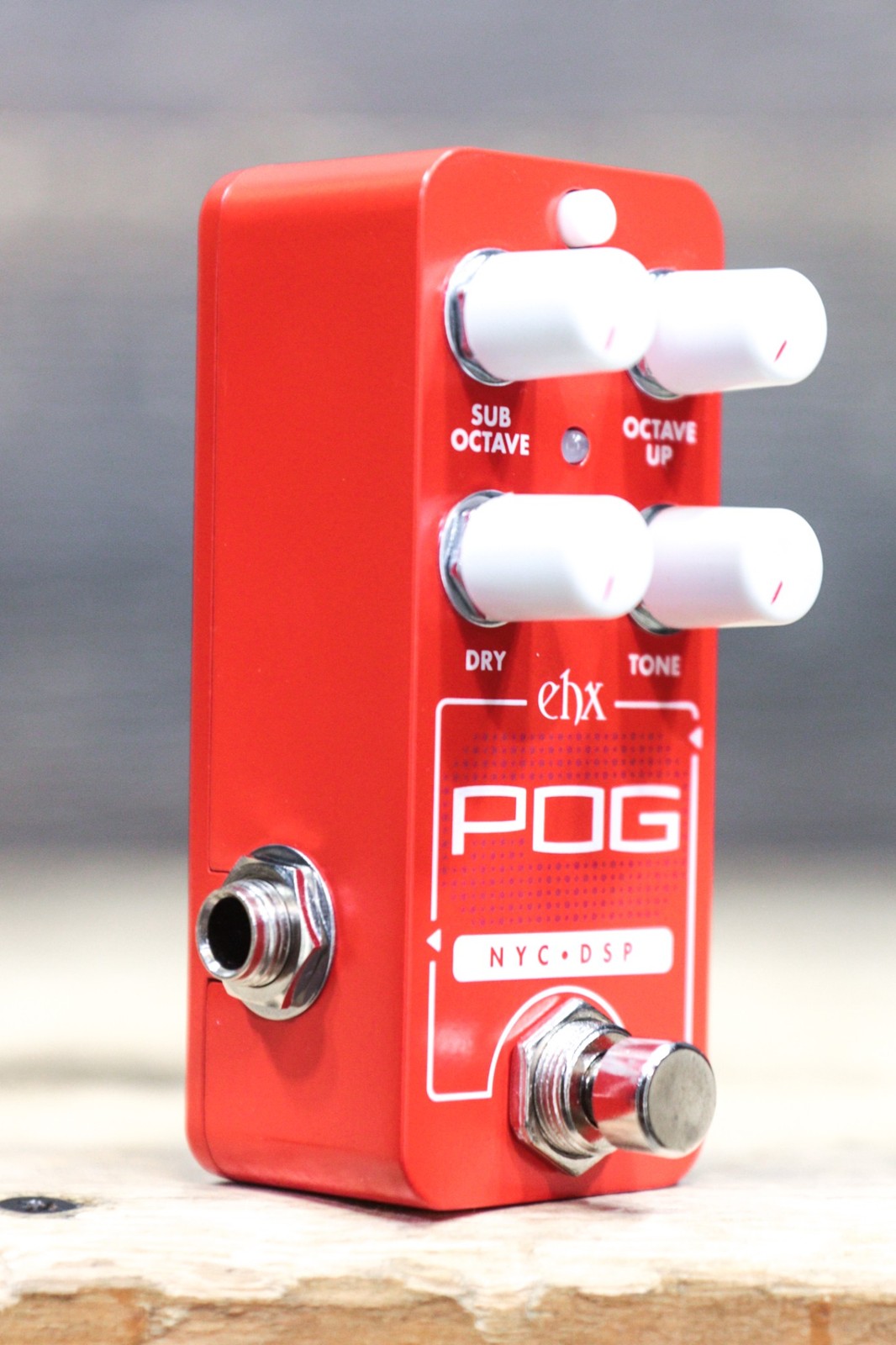 Electro-Harmonix Pico POG Polyphonic Octave Generator Pico-Sized Effect Pedal