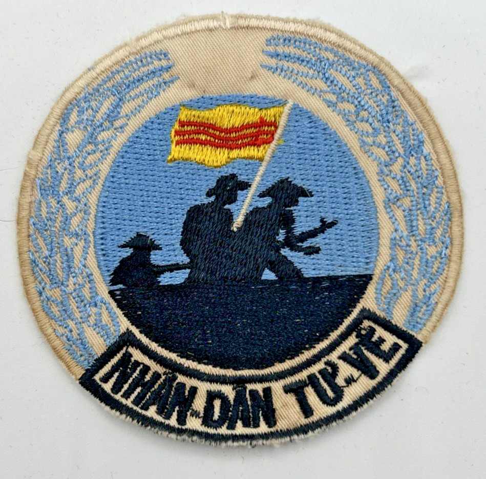 MILITARY PATCH OLD VIETNAM ERA NHAN DAN TU VE