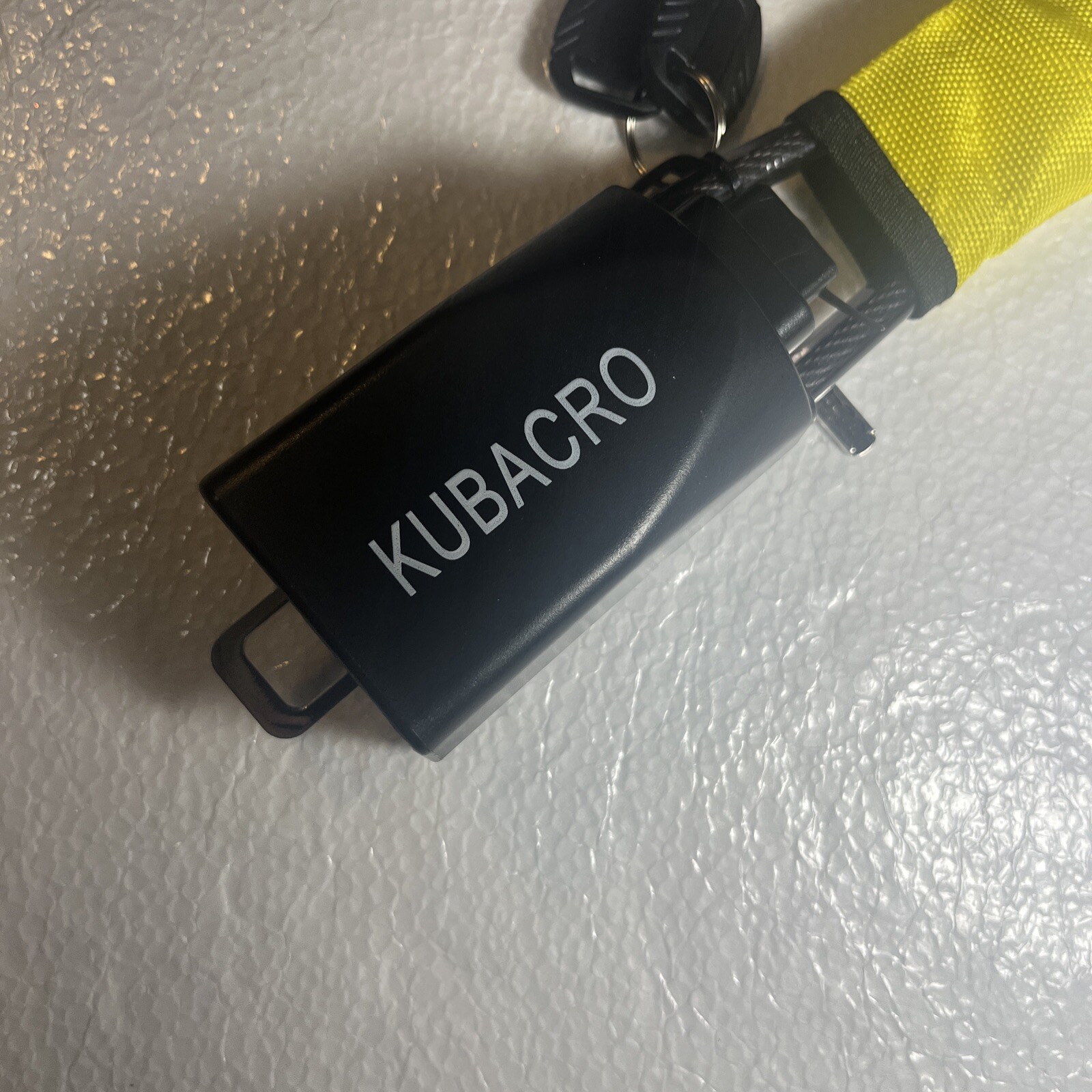 KUBACRO Car Security Steering Lock Anti Theft Car Security + 3 Keyes