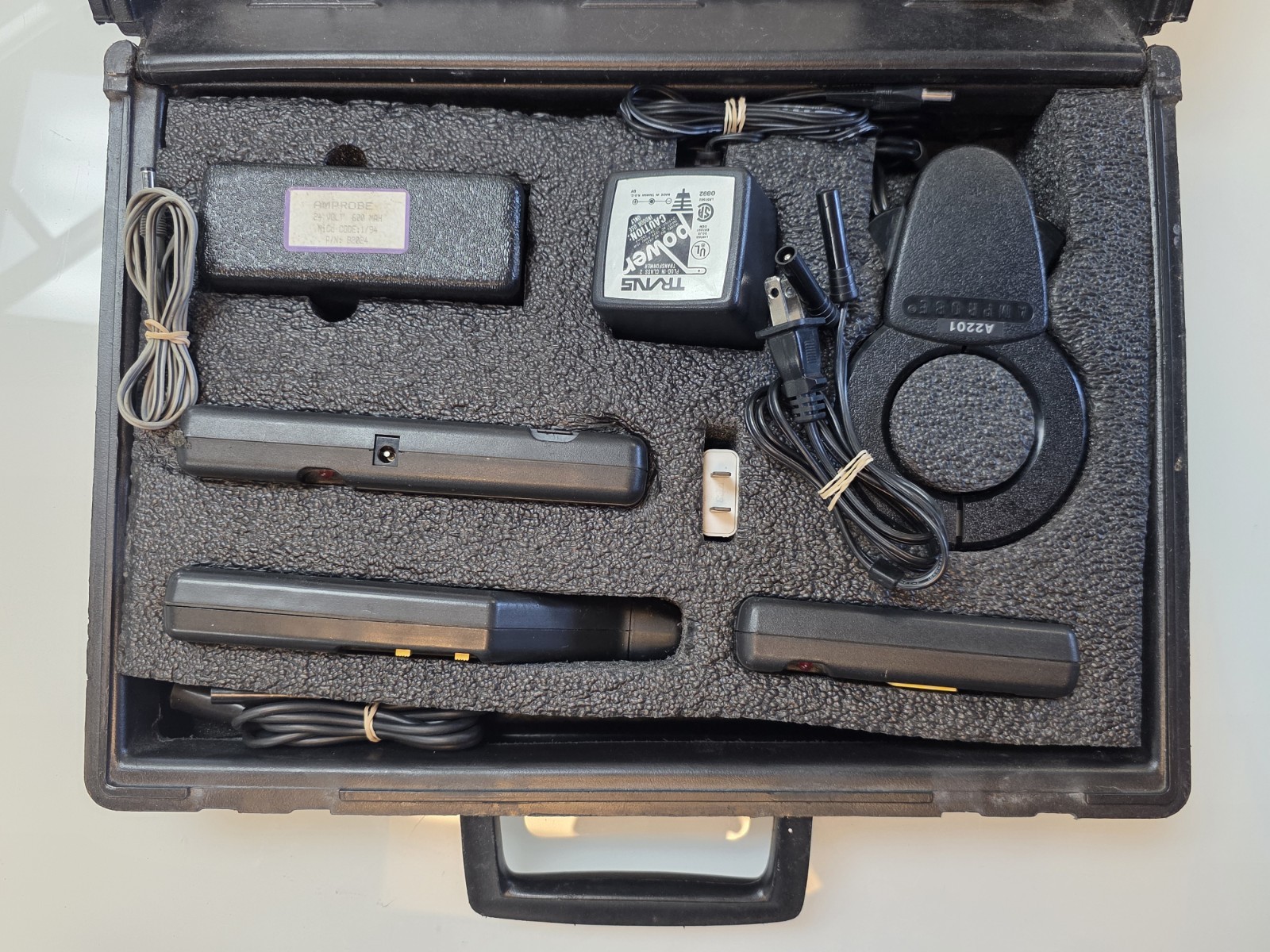 Pasar Amprobe Advanced Wire Tracer Kit Transducer S2600 T2200 R2000