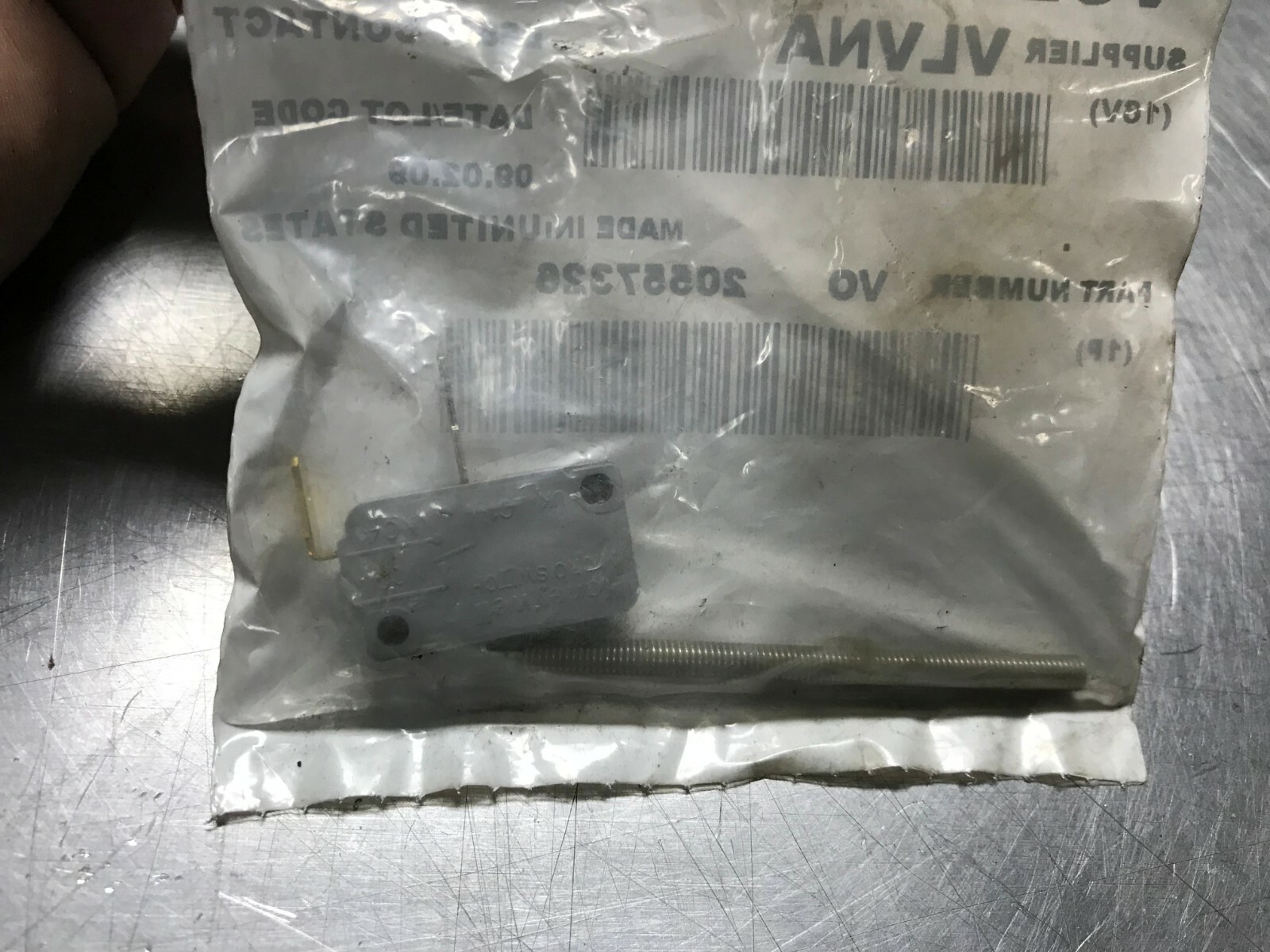 20557326  GENUINE OEM  Volvo   CONTACT   VOE20557326