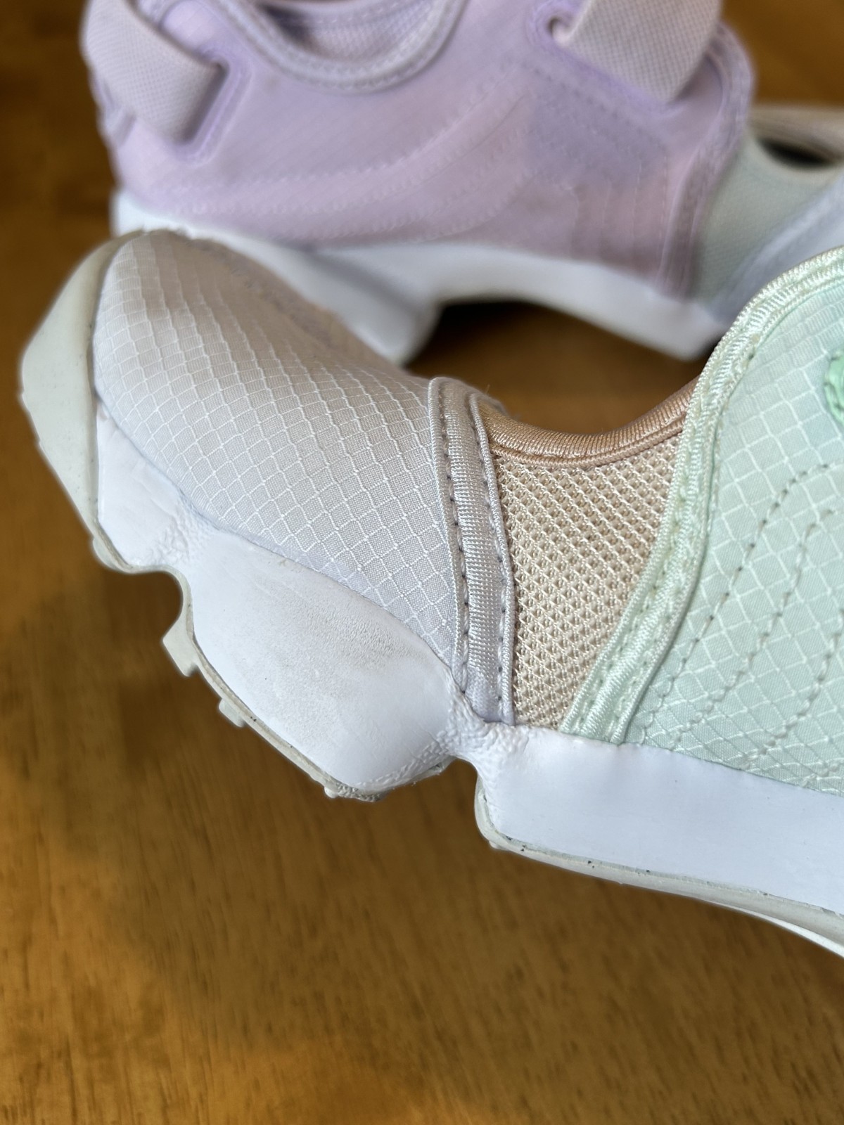 Nike Air Rift DV2926-300 Split Toe Tabi Sneakers Women US 9 Pastel Color Japan