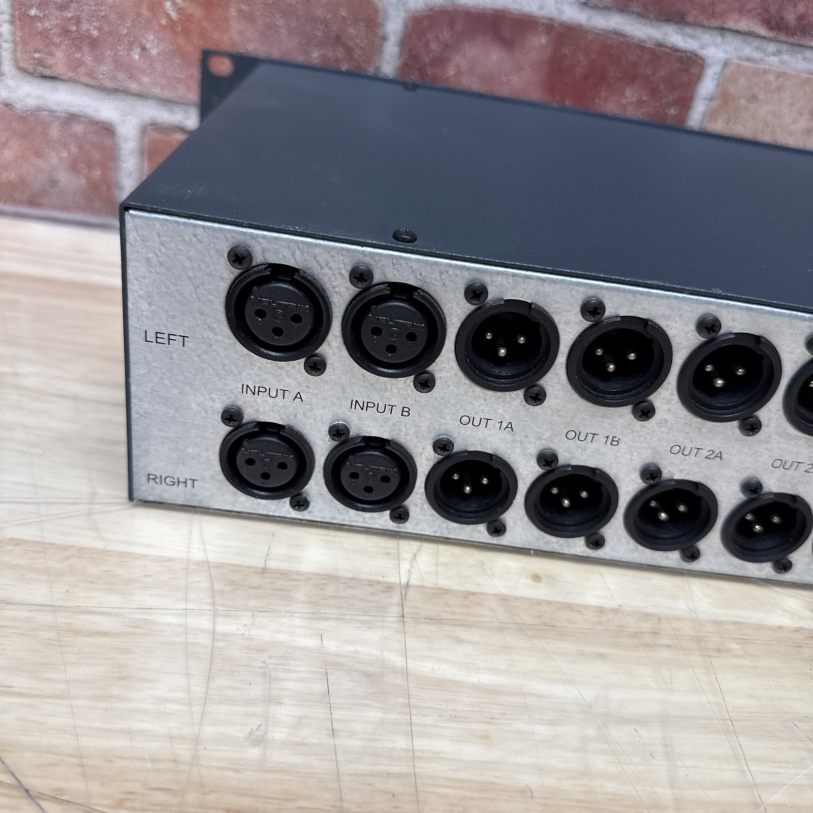 Kramer VM-1120 1:10 Balanced Stereo Audio Distributor