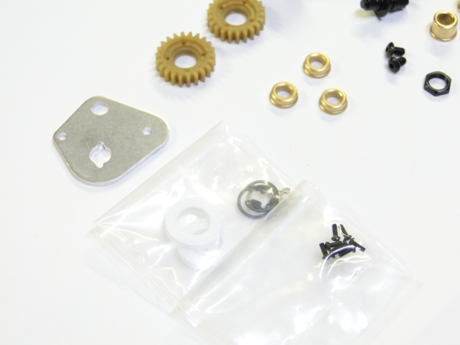 NEW ASSOCIATED RC10 RC10CC CLASSIC CLEAR EDITION Diff Gears AF9