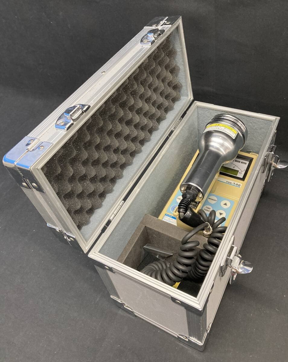 Hitachi Aloka TGS 146B Survey Meter Geiger Counter Case Japan Junk Used