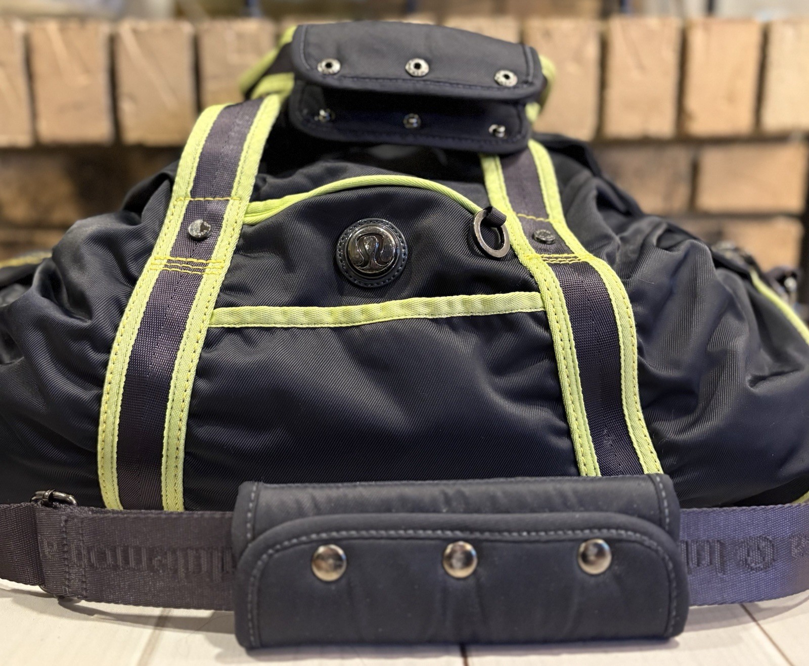 LULULEMON Gym to Win Duffle Bag Neon Green Black Nylon Travel Sports 22"x11"