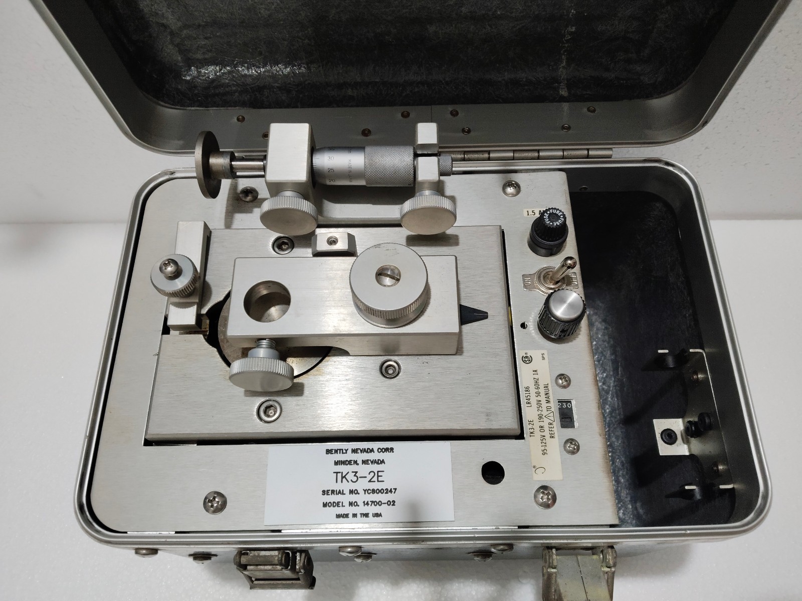 BENTLY NEVADA TK3-2E PORTABLE VIBRATION CALIBRATOR KIT MODEL:14700-02
