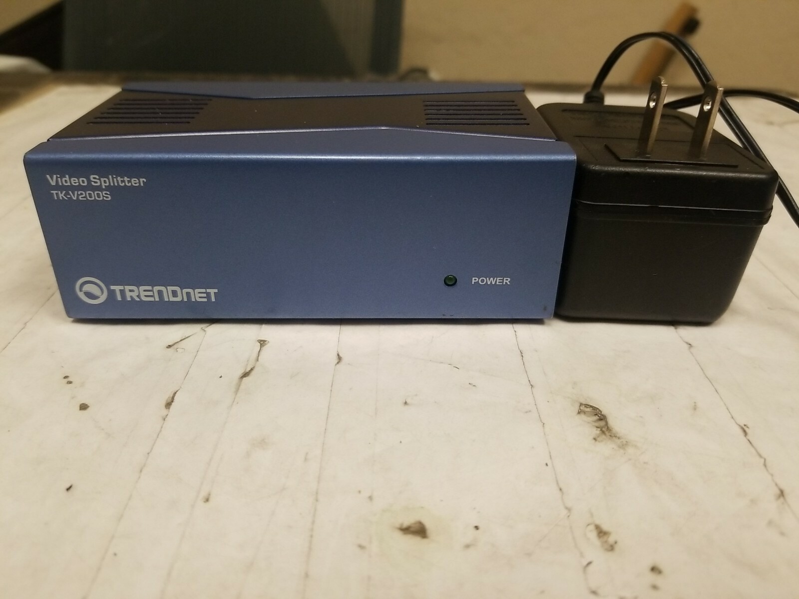 TRENDnet 2-Port Video Splitter TK TK-V200S