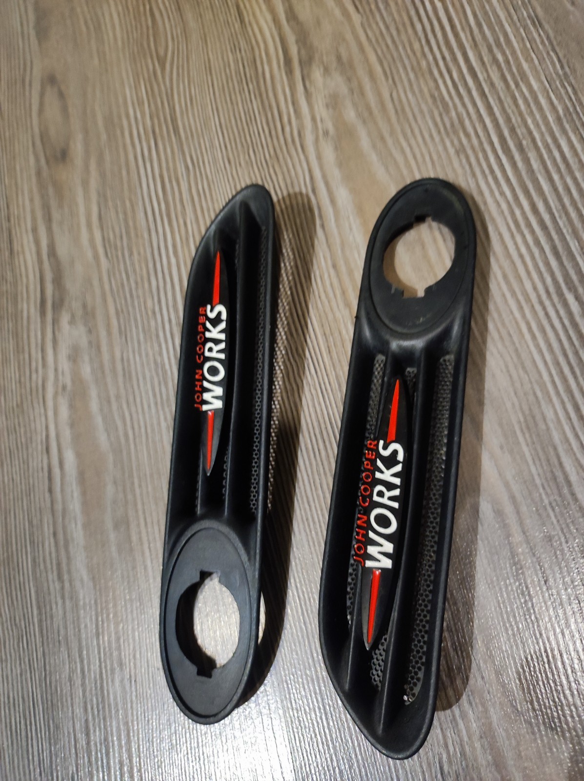 Mini Cooper R50.52, R53 JCW Side Arrows
