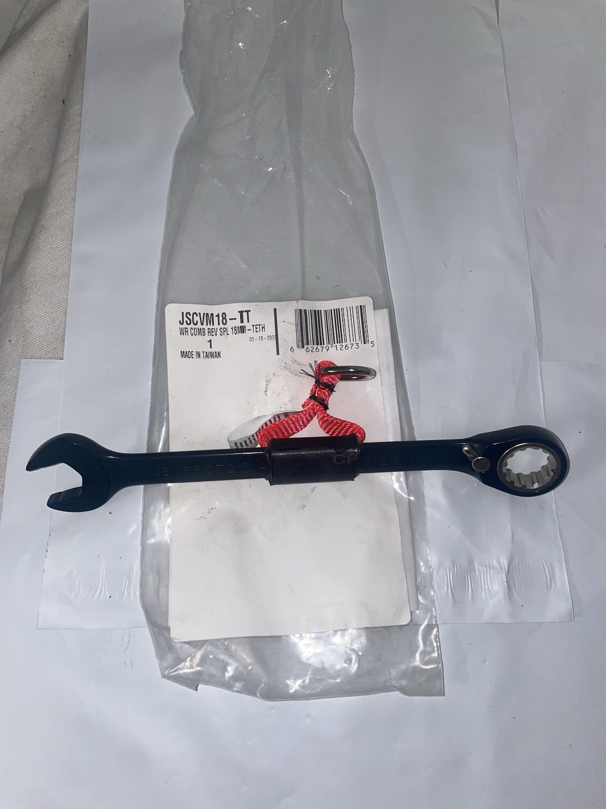 Proto 18mm  Ratcheting Combination Wrench, Spline Drive W/ Tether JSCVM18-TT